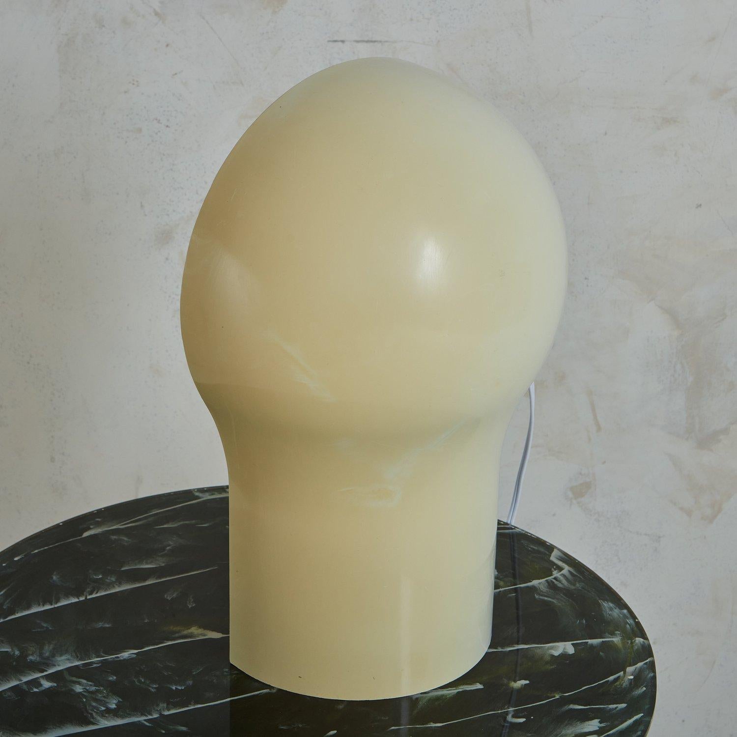 Telegono Table Lamp By Vico Magistretti for Artemide For Sale 3