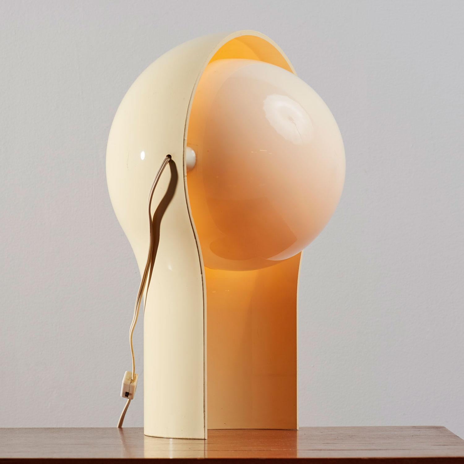 Italian Telegono Table Lamp by Vico Magistretti for Artemide