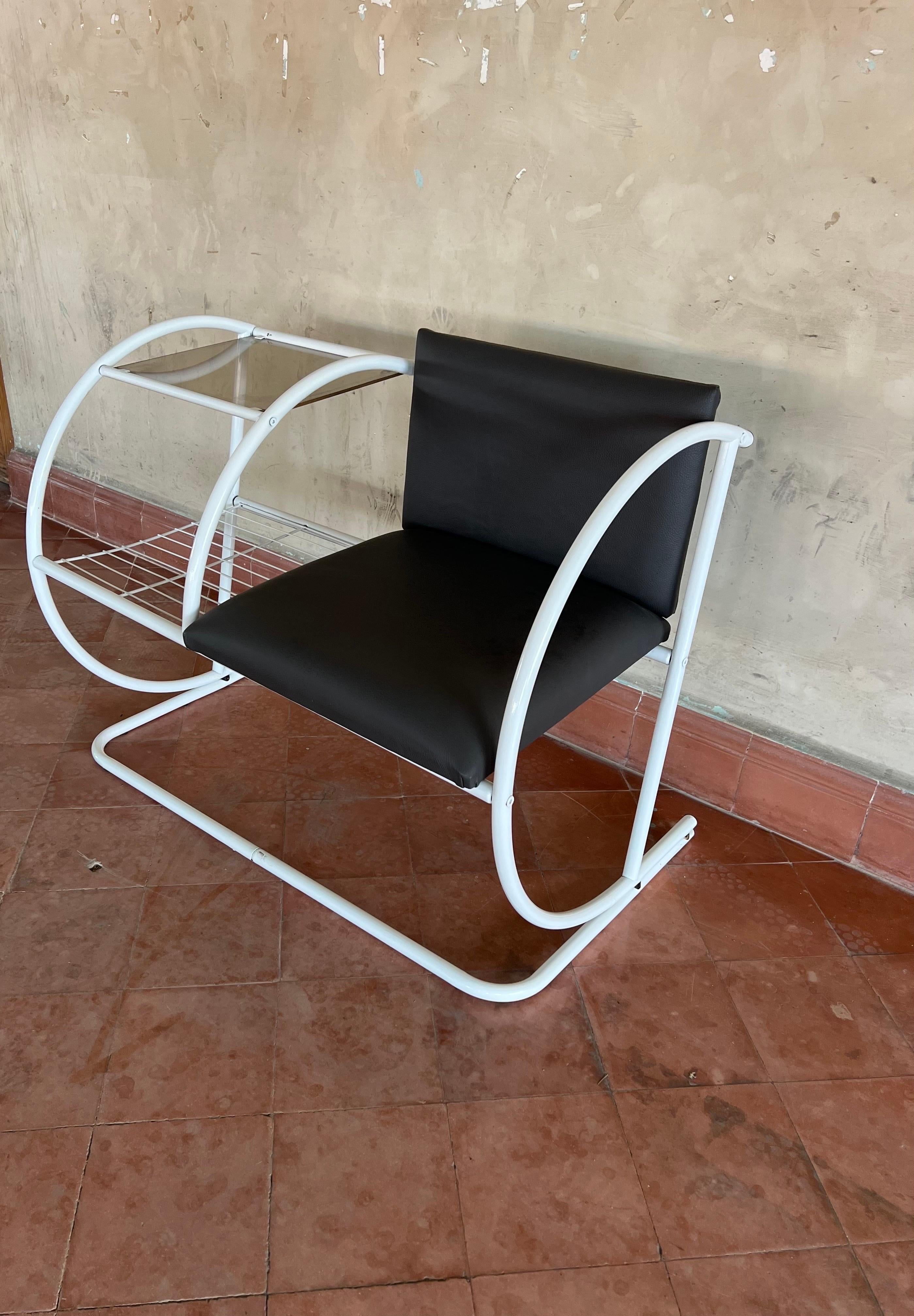 Telephone Table and Bench In Good Condition For Sale In San Pedro Garza Garcia, Nuevo Leon