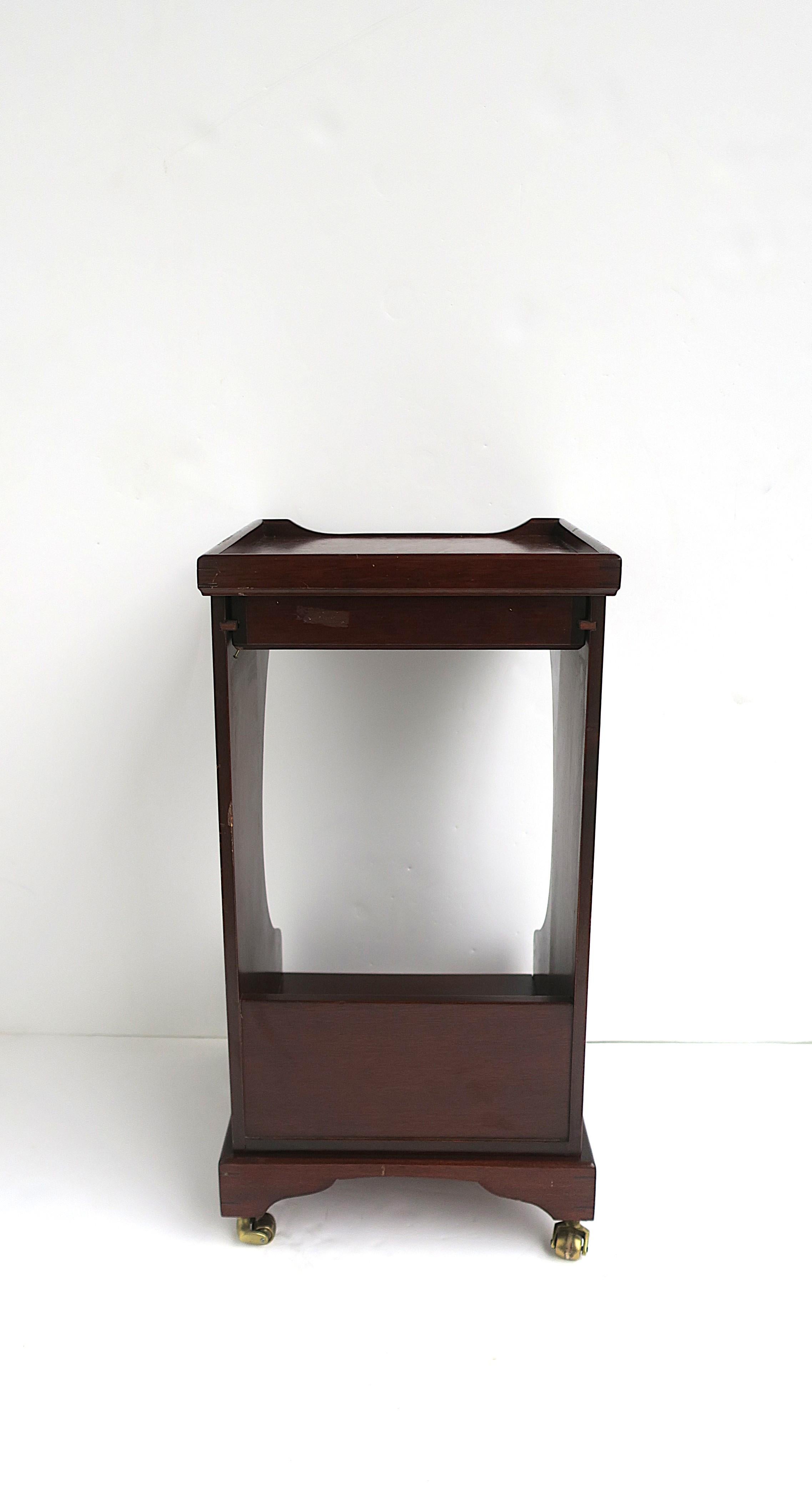 Mesa Telefónica Caoba Madera Cuero en venta 10