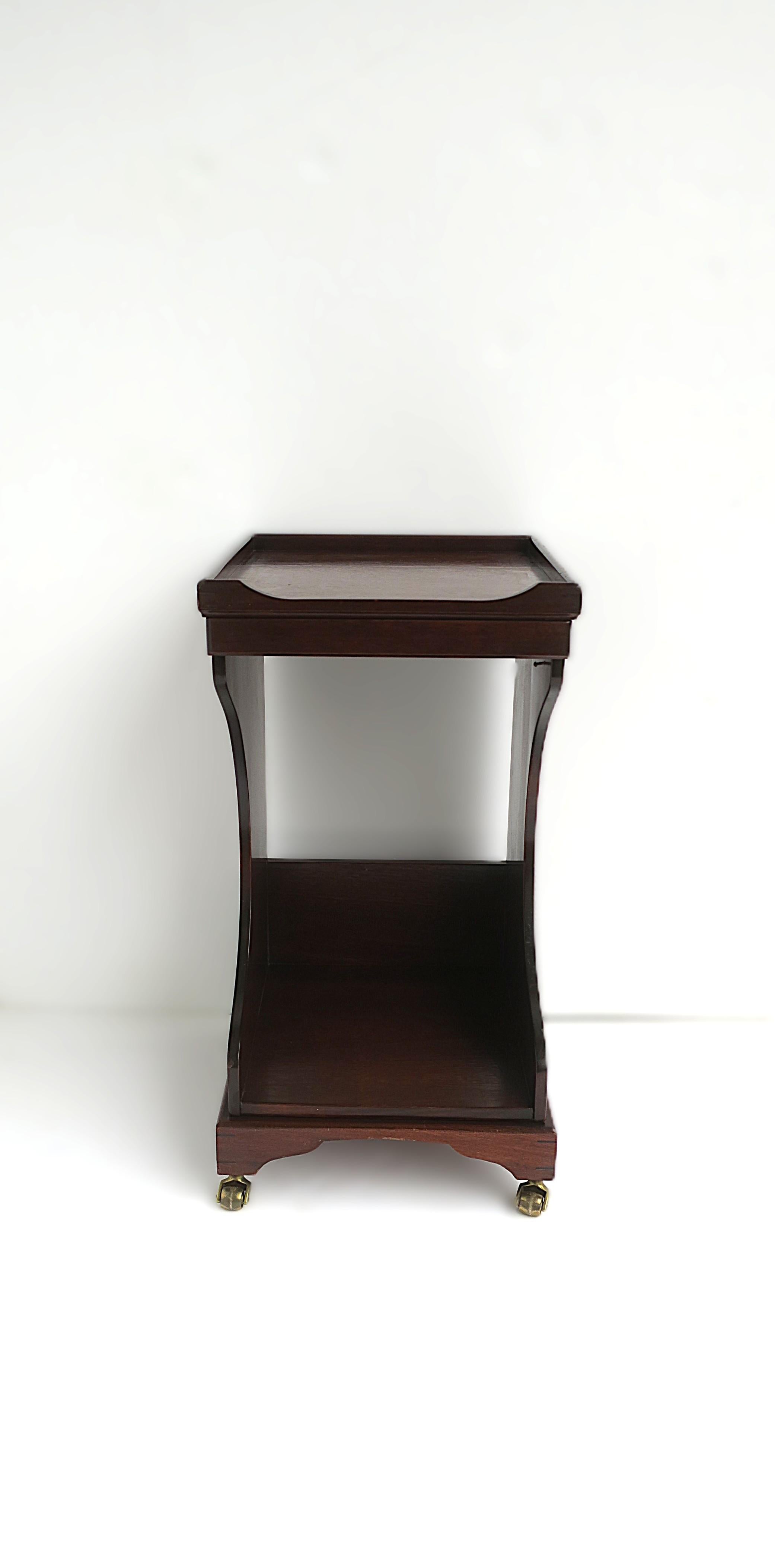 Mesa Telefónica Caoba Madera Cuero en venta 1