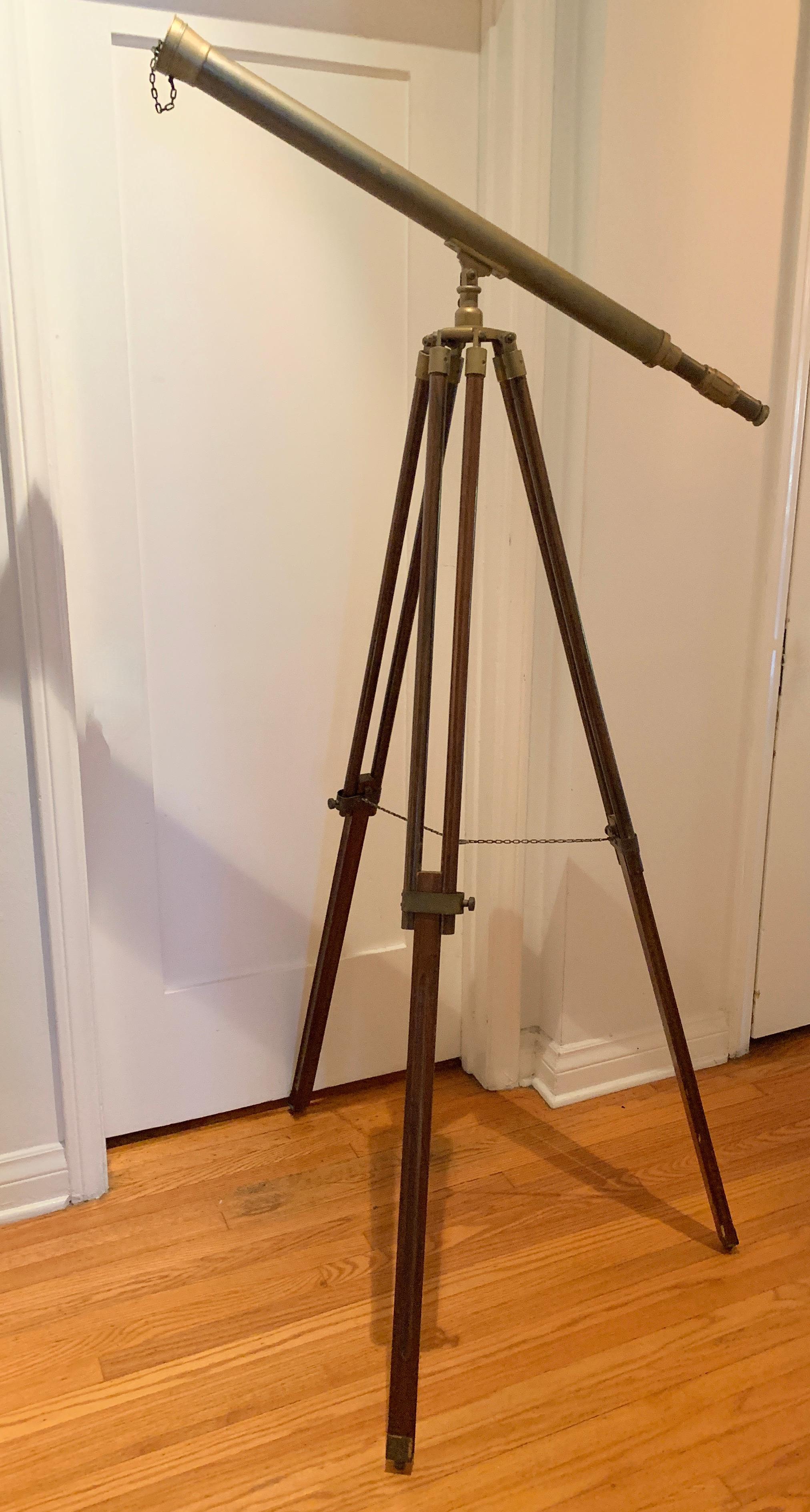 Telescope with Adjustable Wooden Legs and Patinated Brass Hardware For Sale 2