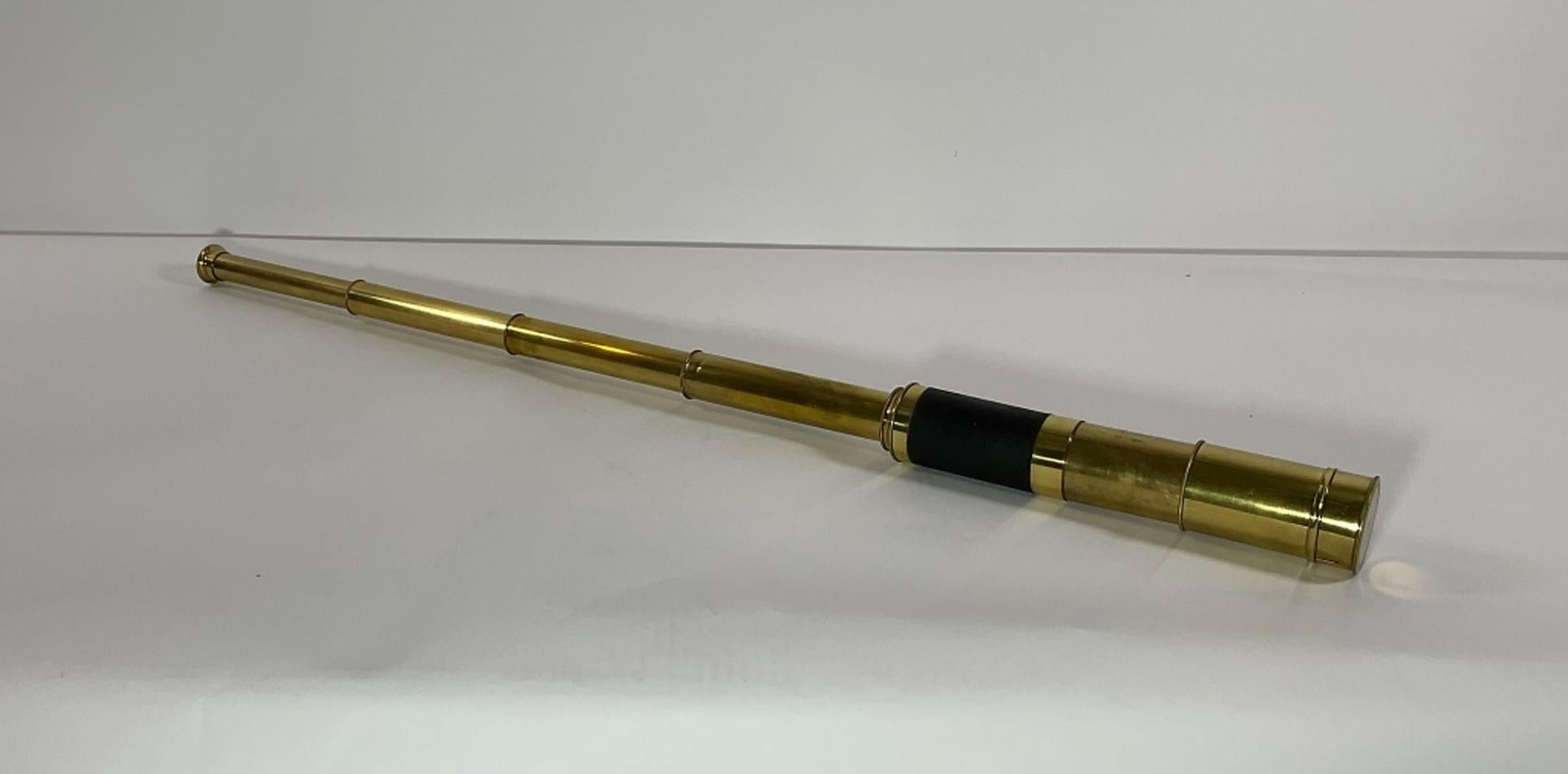 Telescope with Four Draws and Leather Cover In Good Condition In Norwell, MA