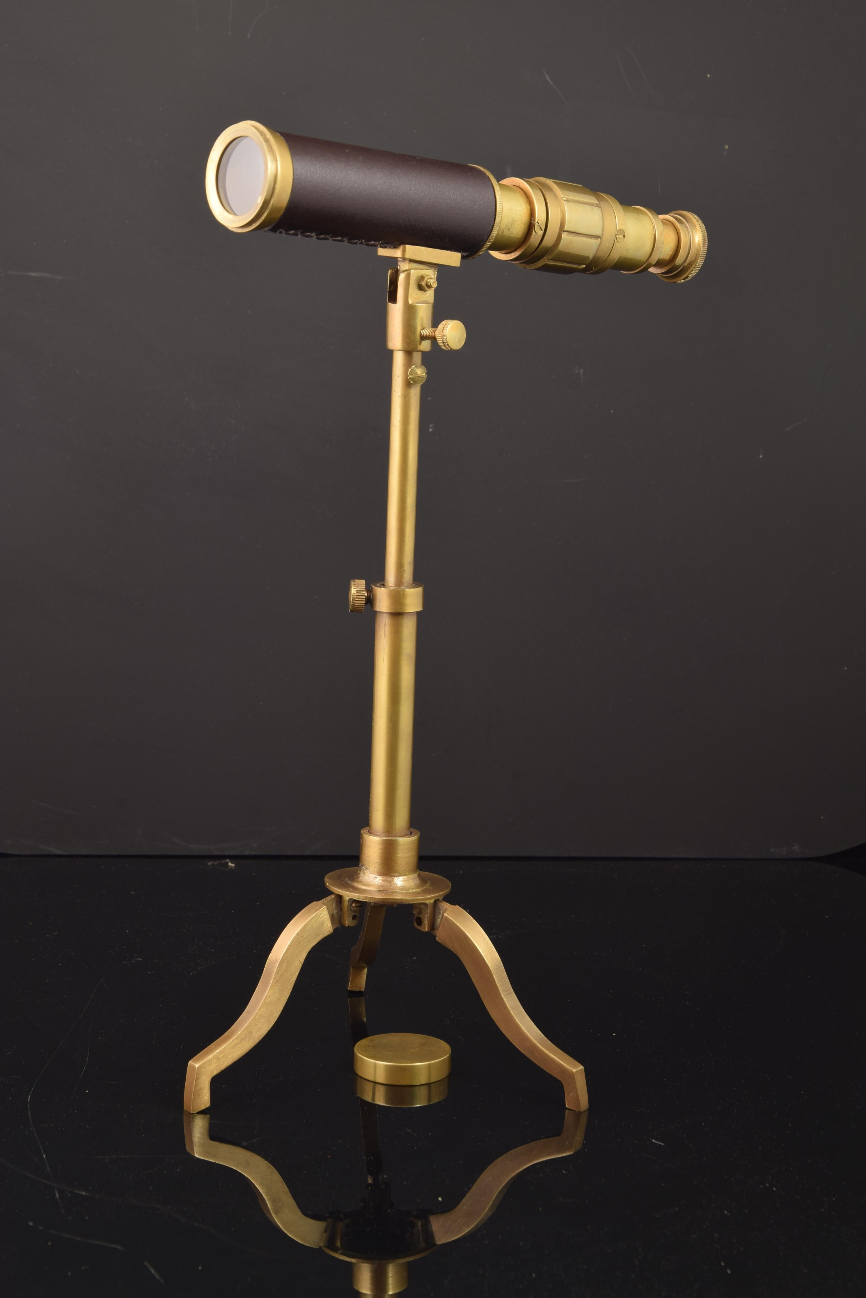 Other Telescope with Tripod, Metal, Decorative Object For Sale