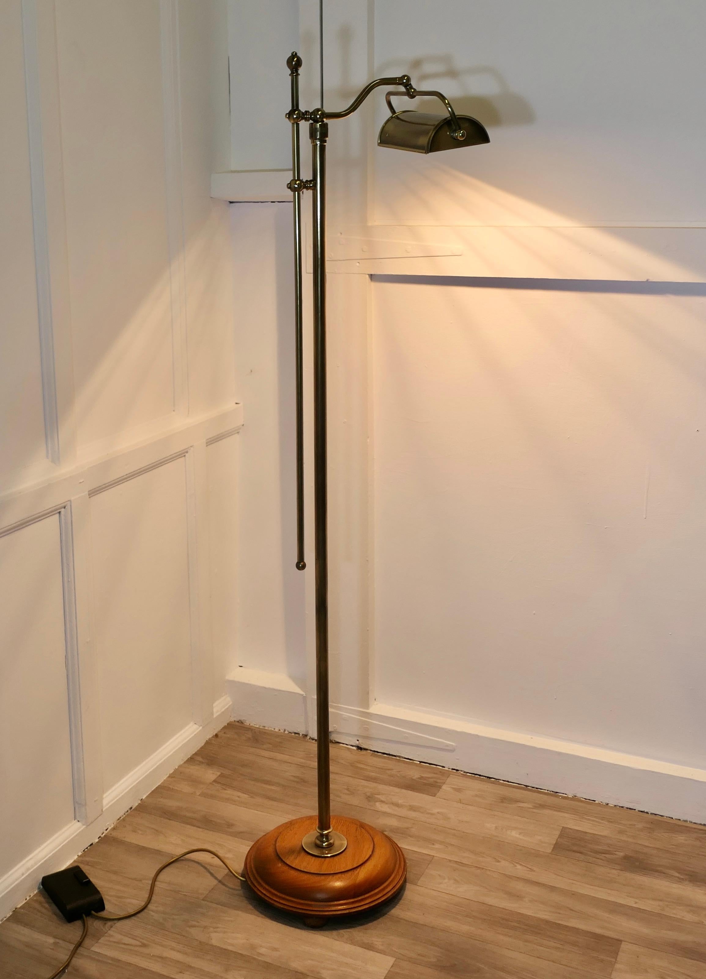 Post-Modern Telescopic Brass Floor Standing Lamp Swivel Angle Reading Lamp For Sale