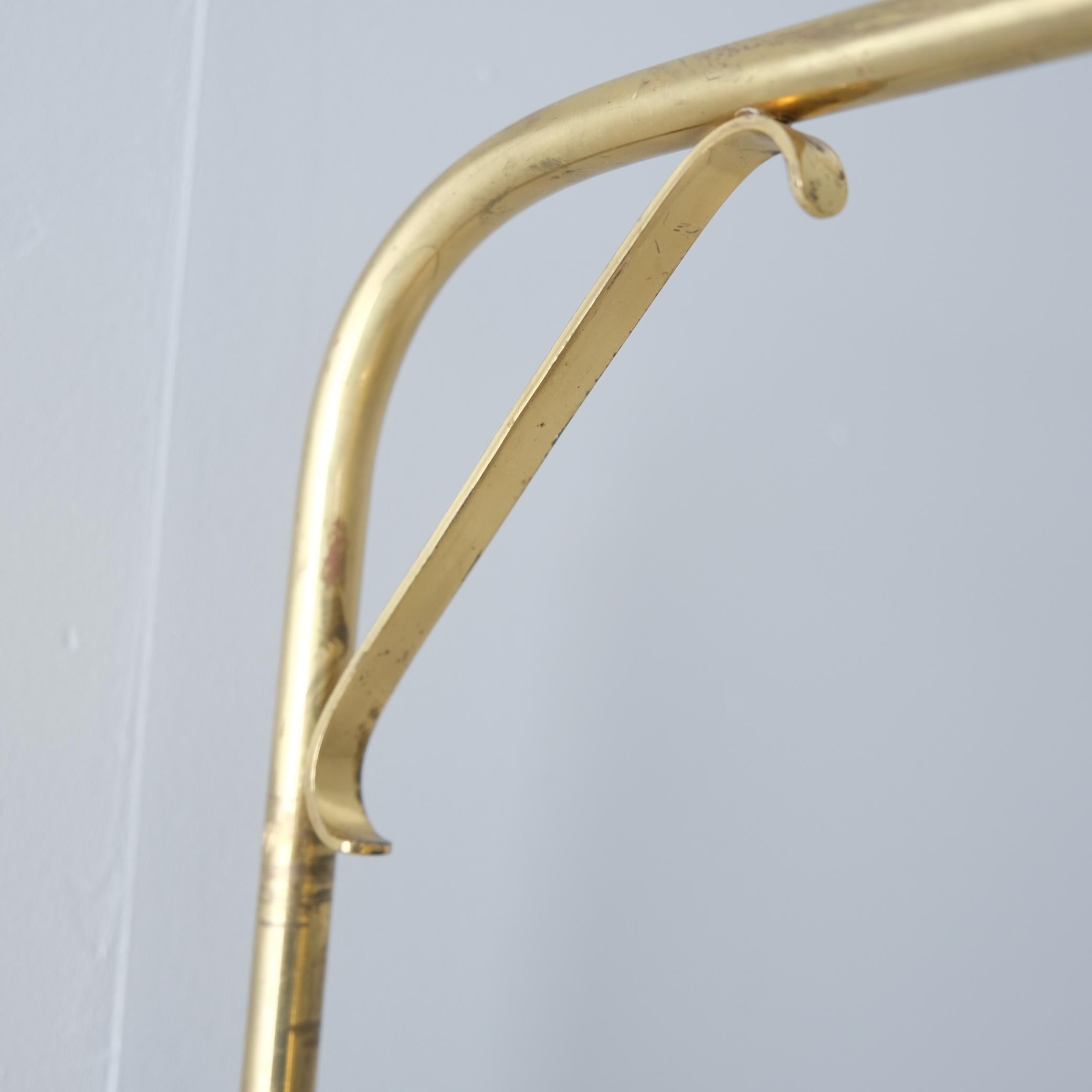 Laiton Lampe murale «ingerbread » télescopique Gunnel Nyman modèle 71026, laiton, Idman, 1950 en vente