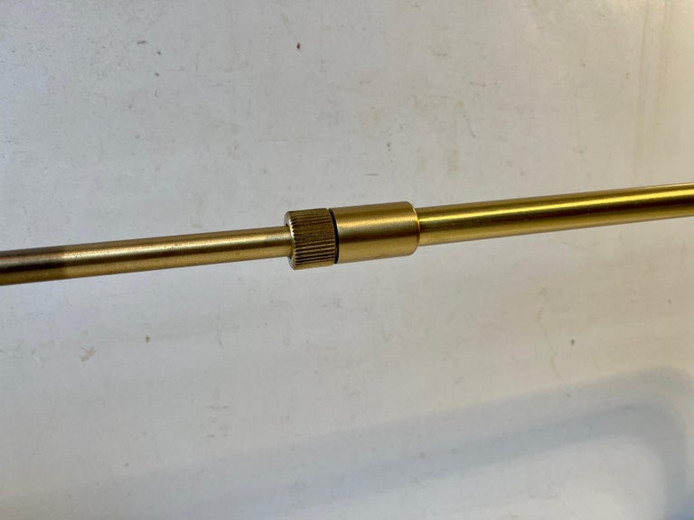 Telescopic Scandinavian Wall Lamp in Brass and Opaline Glass, 1980s In Good Condition For Sale In Esbjerg, DK
