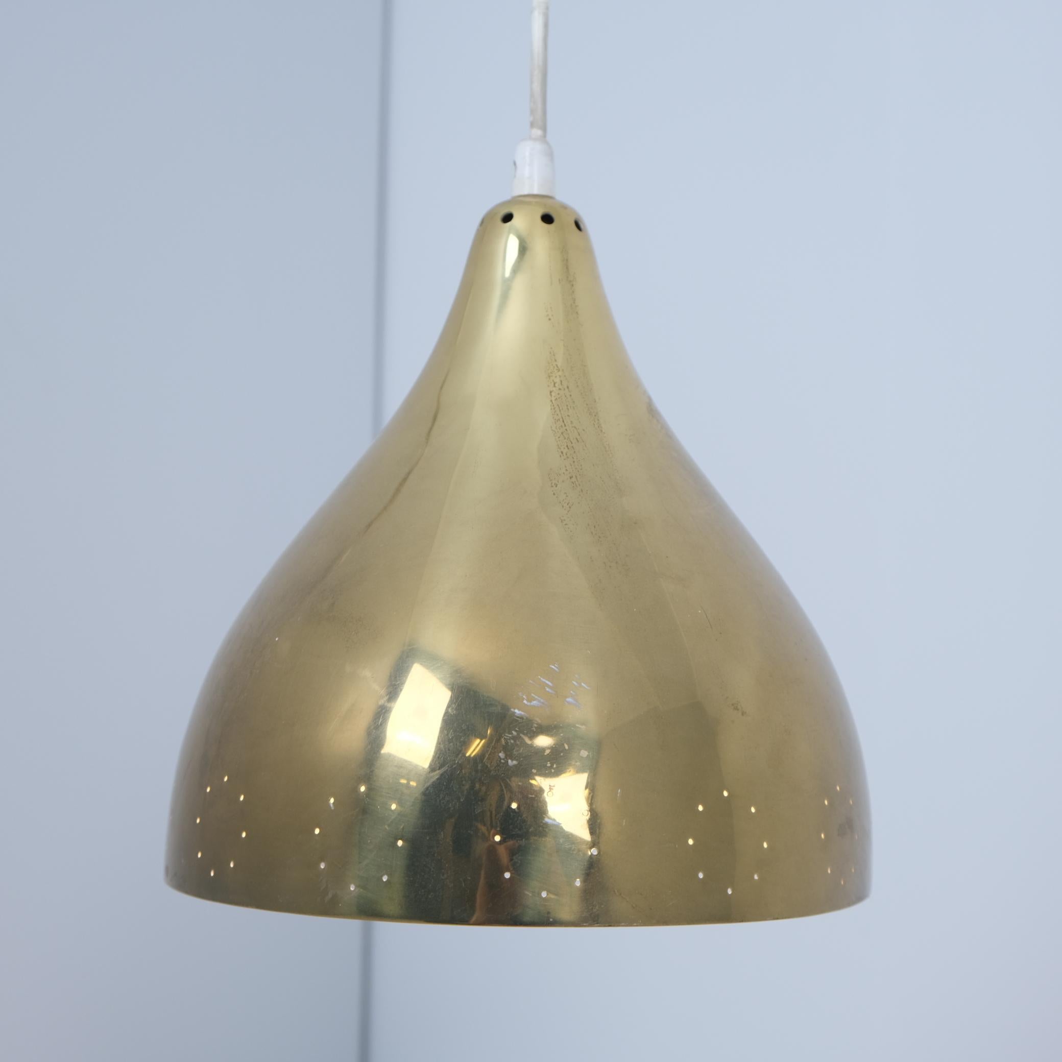 Teleskop-Wandleuchte Modell AO 1 ausfortiertem Messing, Itsu 1950er Jahre im Angebot 1