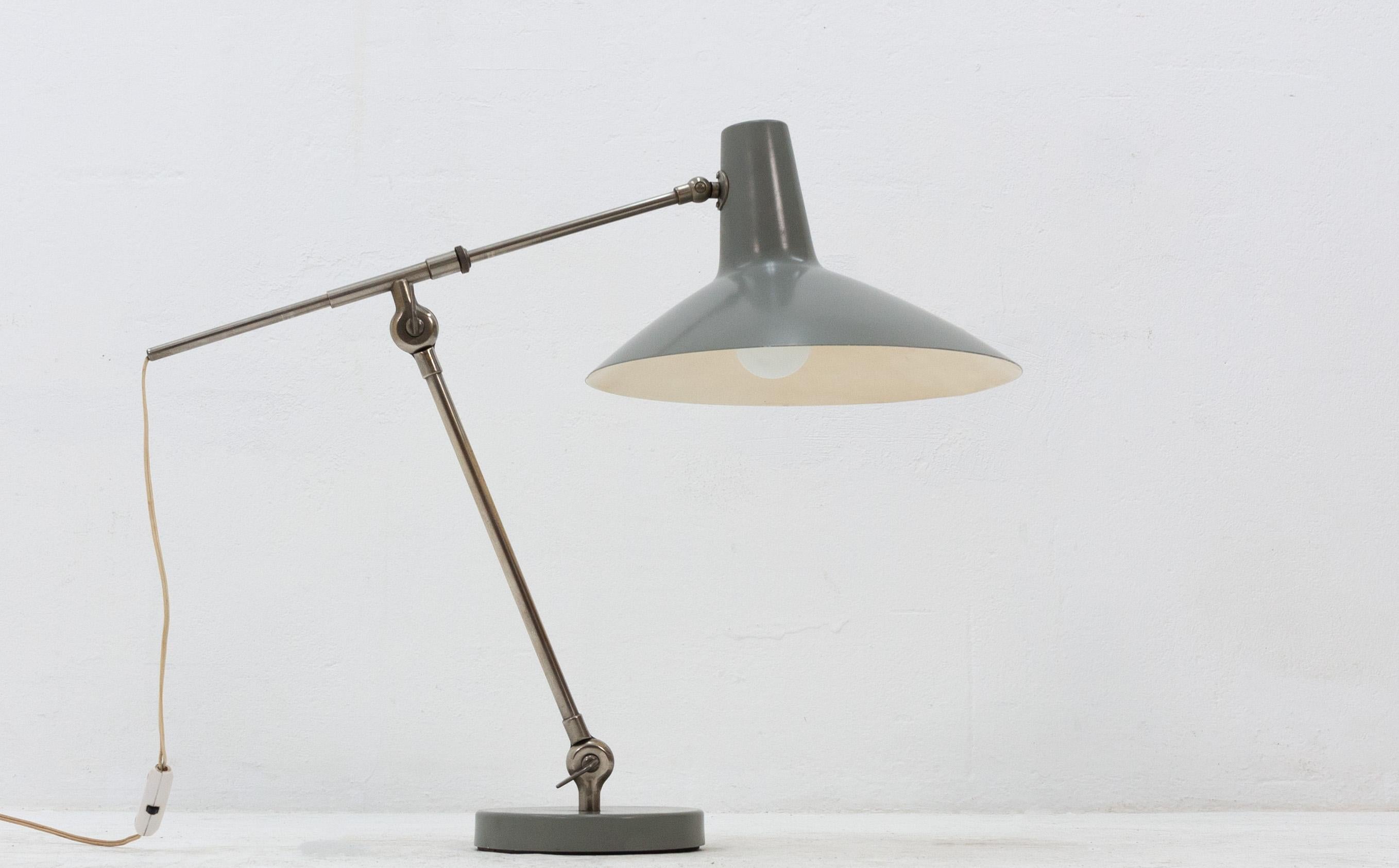 Mid-20th Century Floris Fideldij Telescoping Arm Desk Lamp  Artimeta  1960s For Sale
