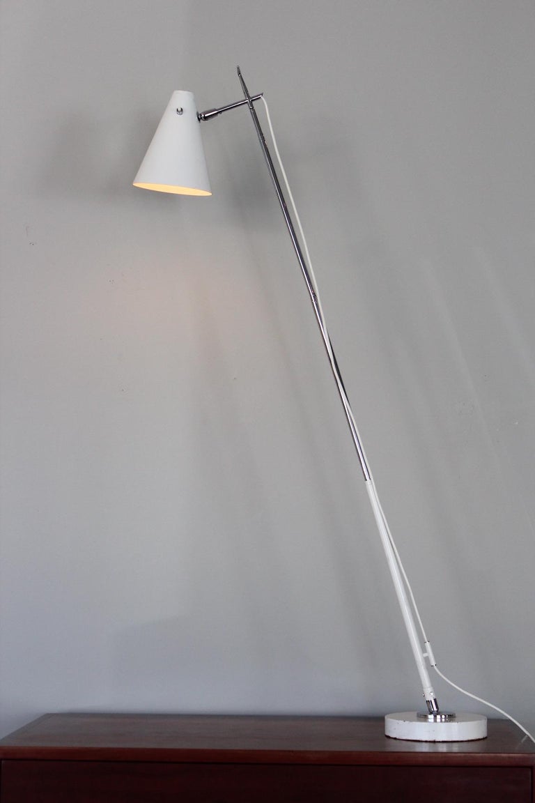 Telescoping Floor Lamp by Giuseppe Ostuni for Oluce For Sale at 1stDibs