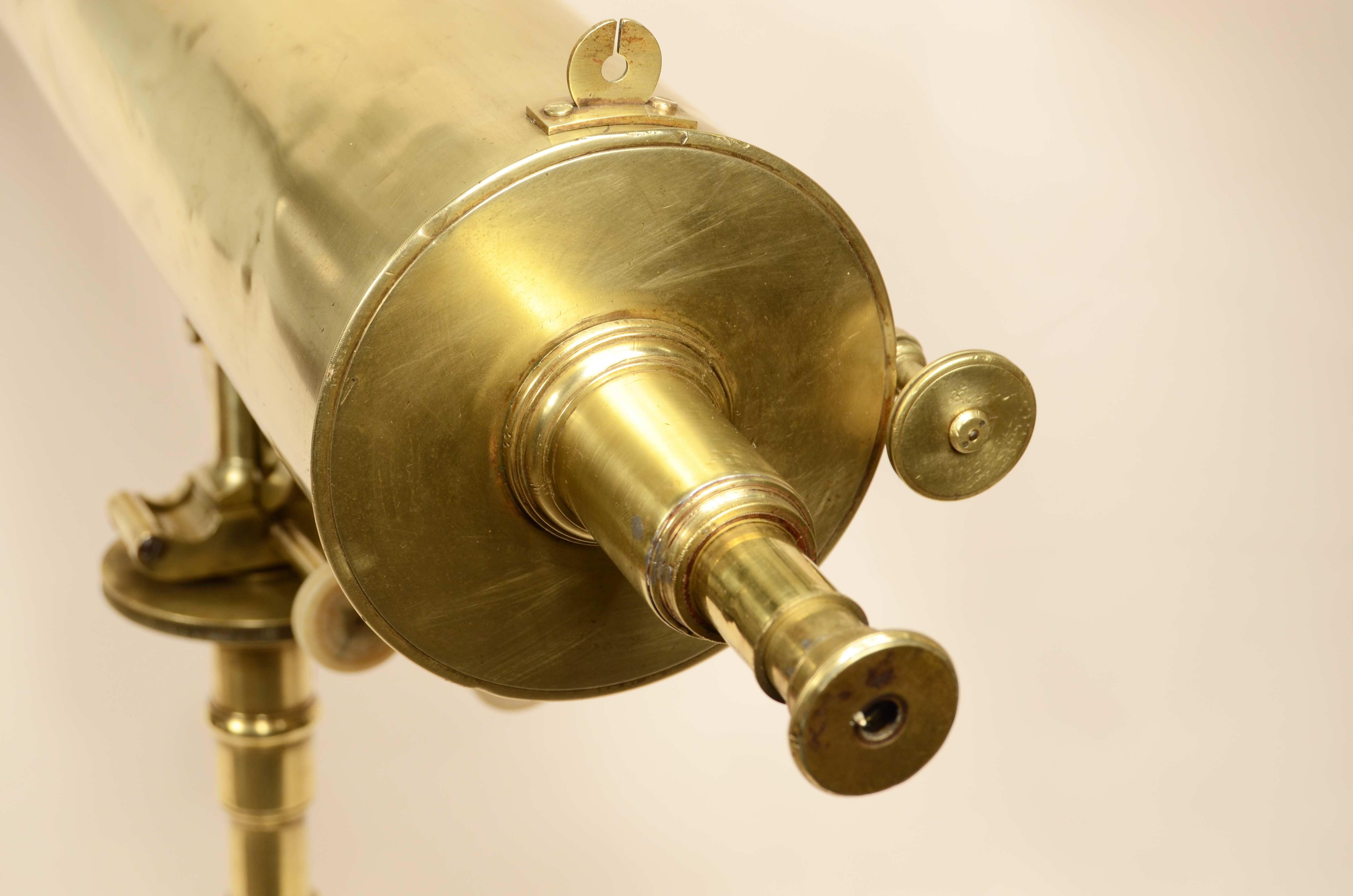Télescope grégorien en laiton vers 1750 attribué à James Short en vente 8