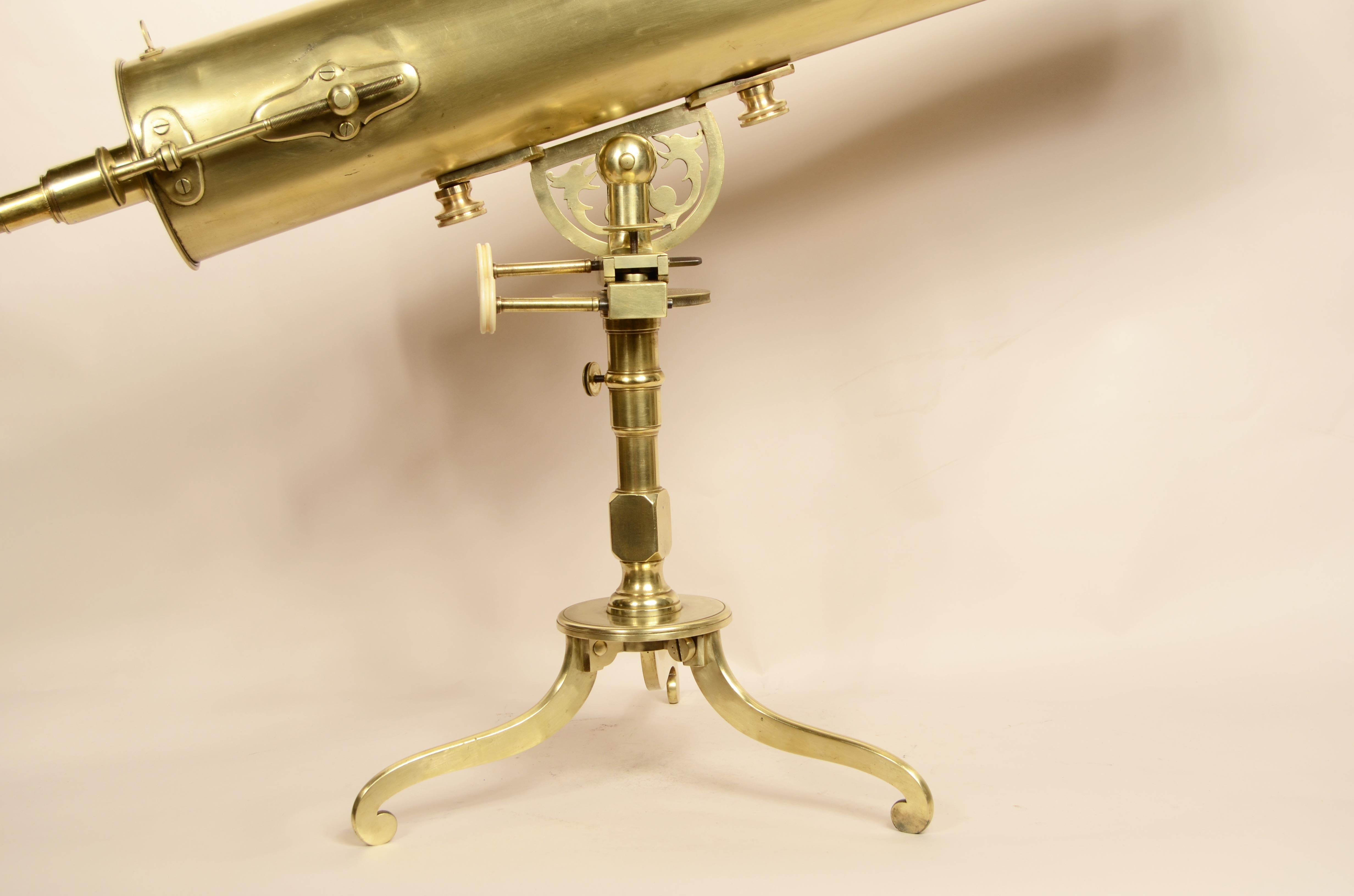 Télescope grégorien en laiton vers 1750 attribué à James Short Bon état - En vente à Milan, IT