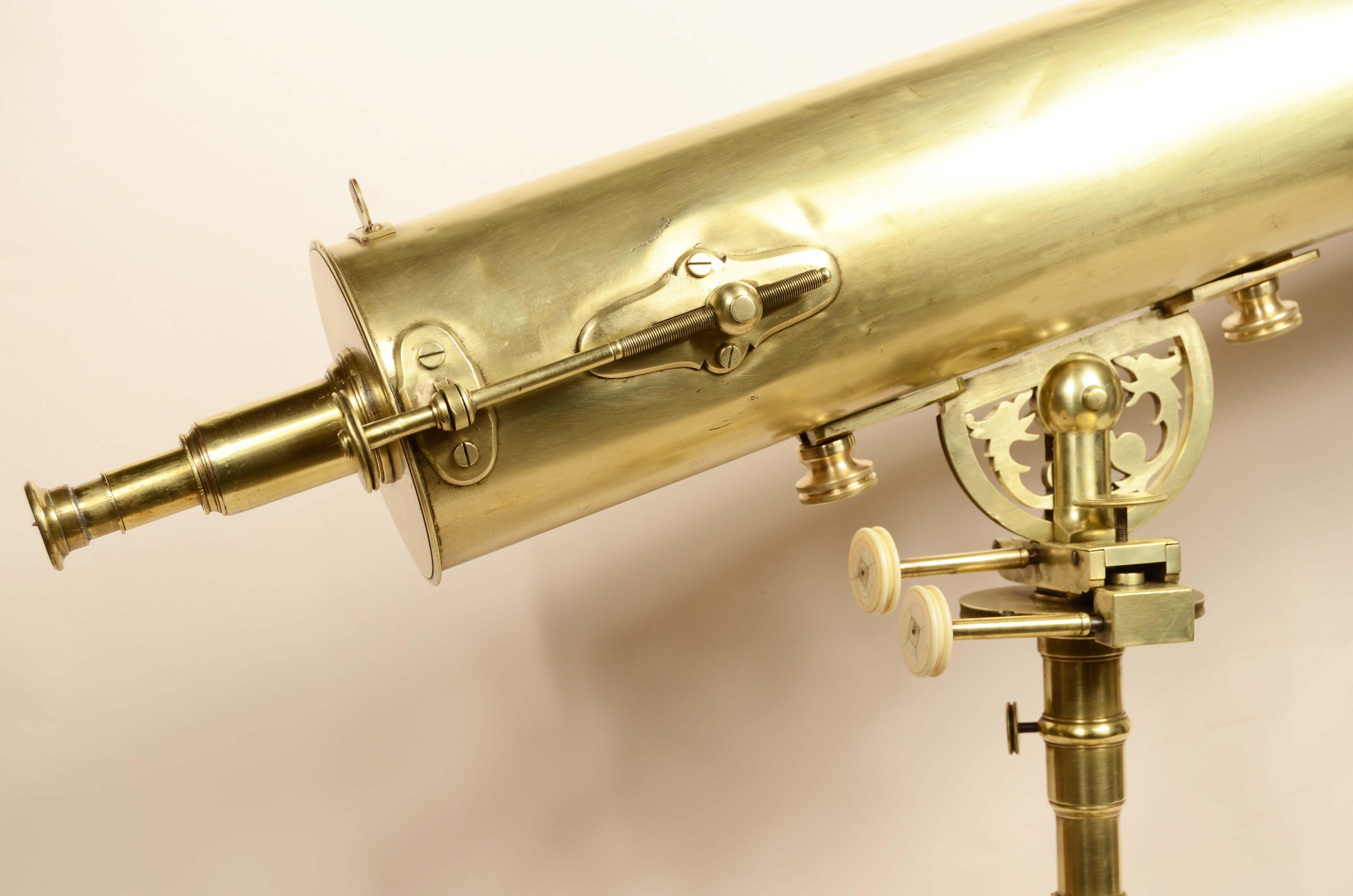 18th Century Télescope grégorien en laiton vers 1750 attribué à James Short en vente