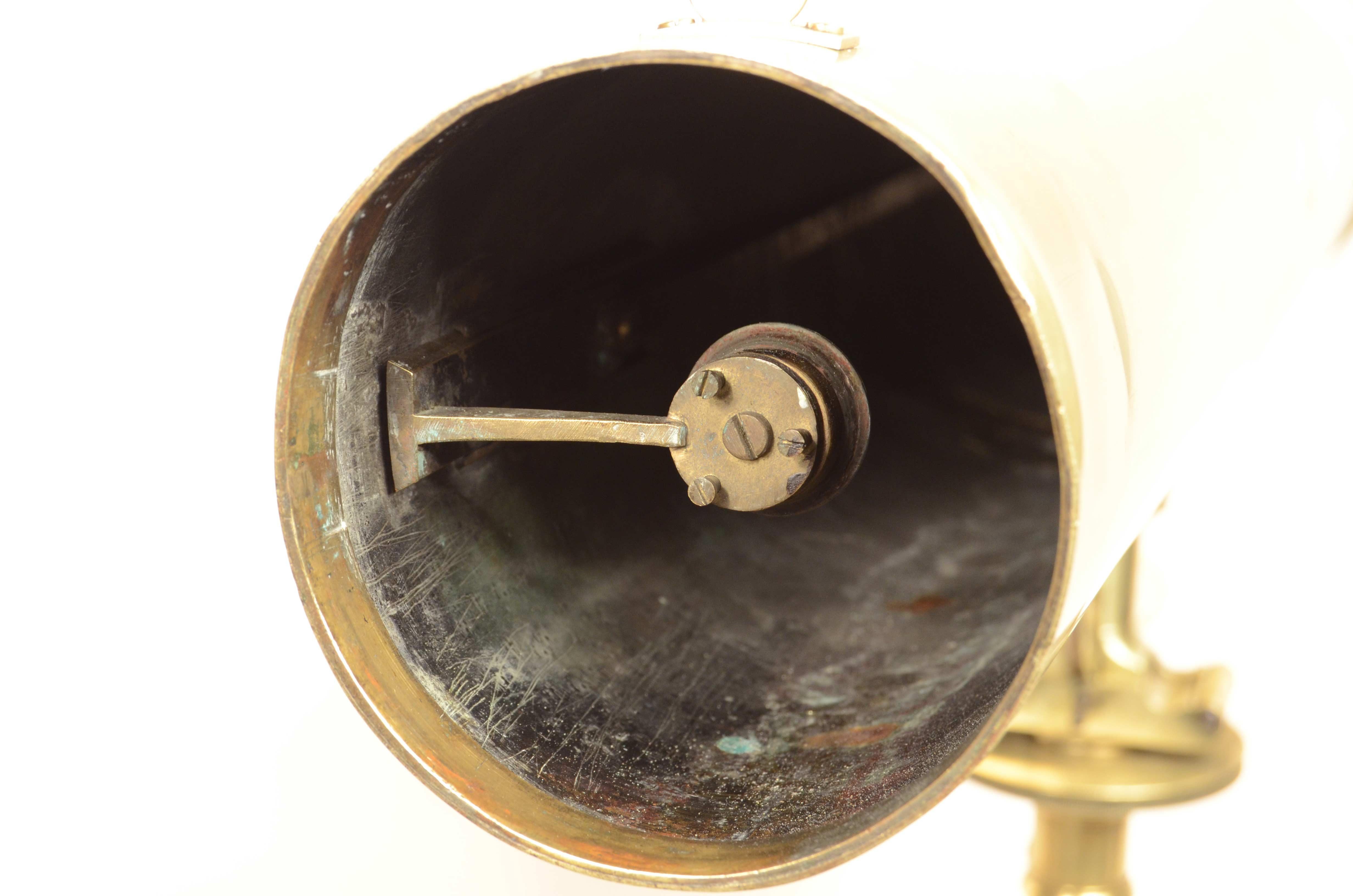 Télescope grégorien en laiton vers 1750 attribué à James Short en vente 2