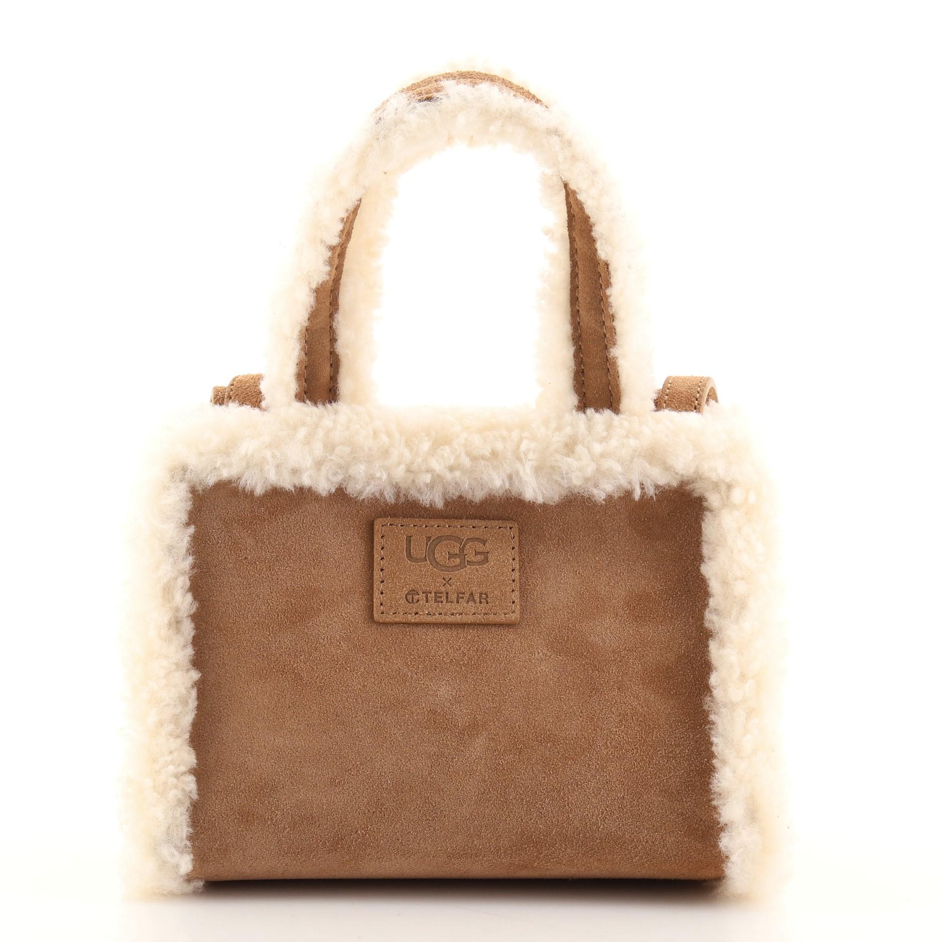 Telfar UGG Einkaufstasche aus Shearling Klein