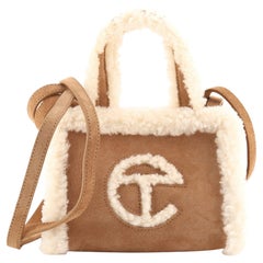 Telfar UGG Einkaufstasche aus Shearling Klein