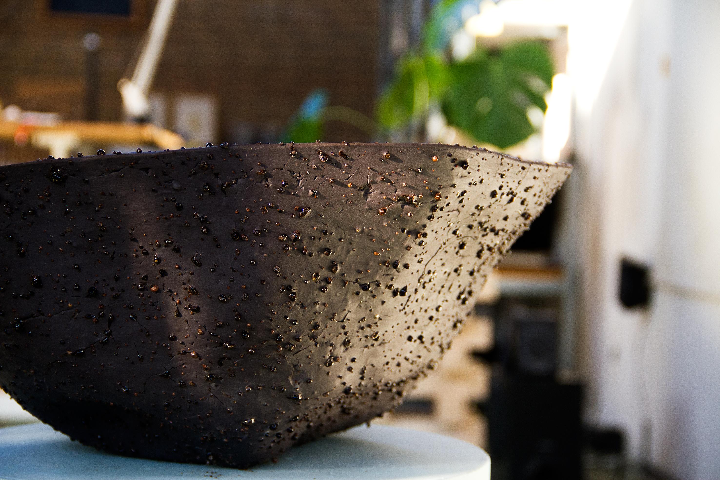 Stampato Telluride, Ciotola grande nera, Centrotavola, Porcellana, Scura, Moderna, Vaso in vendita