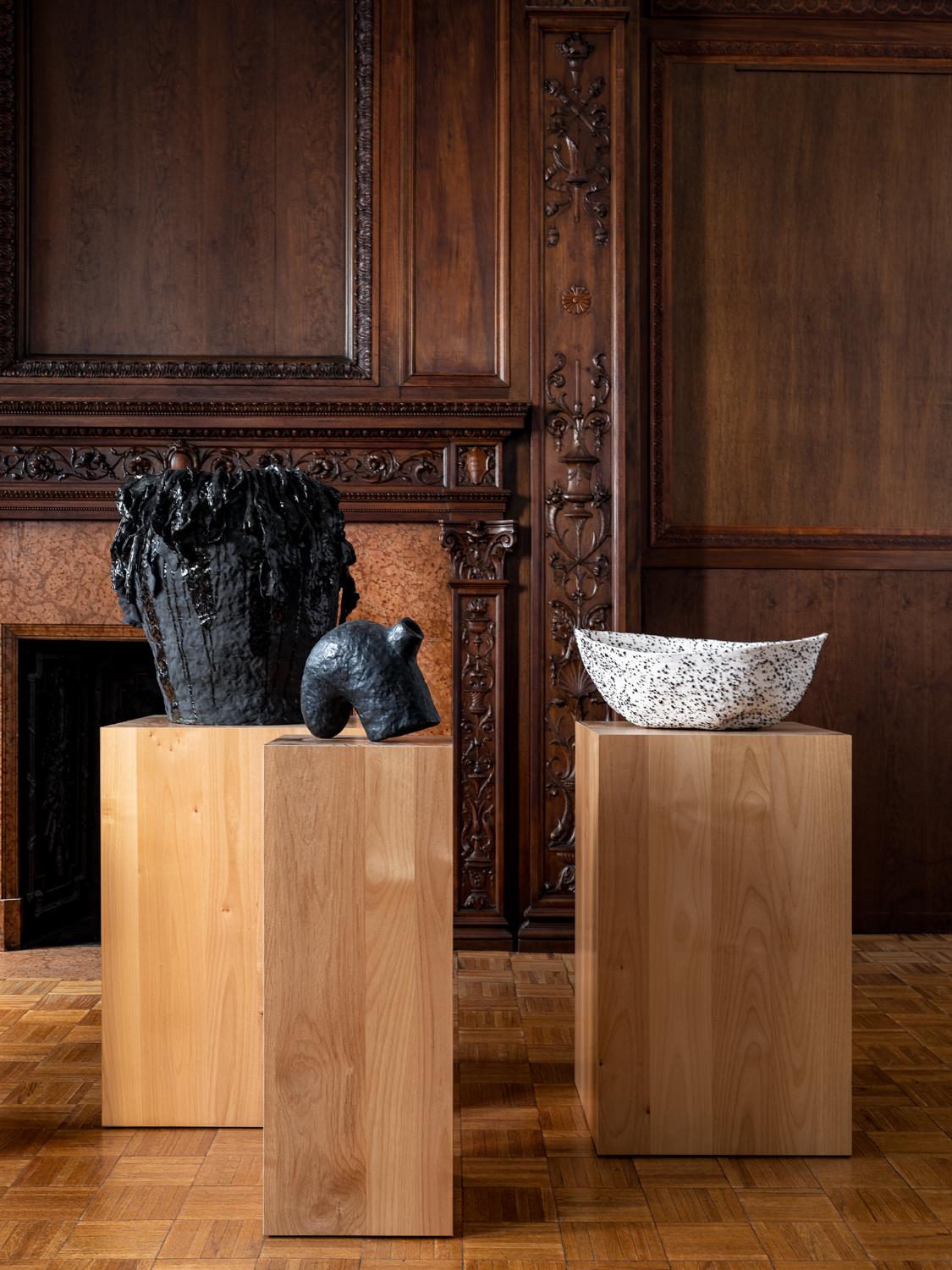 Large Bowl, Volcanic, Porcelain, Modern Sculptural Centrepiece, Stracciatella For Sale 6