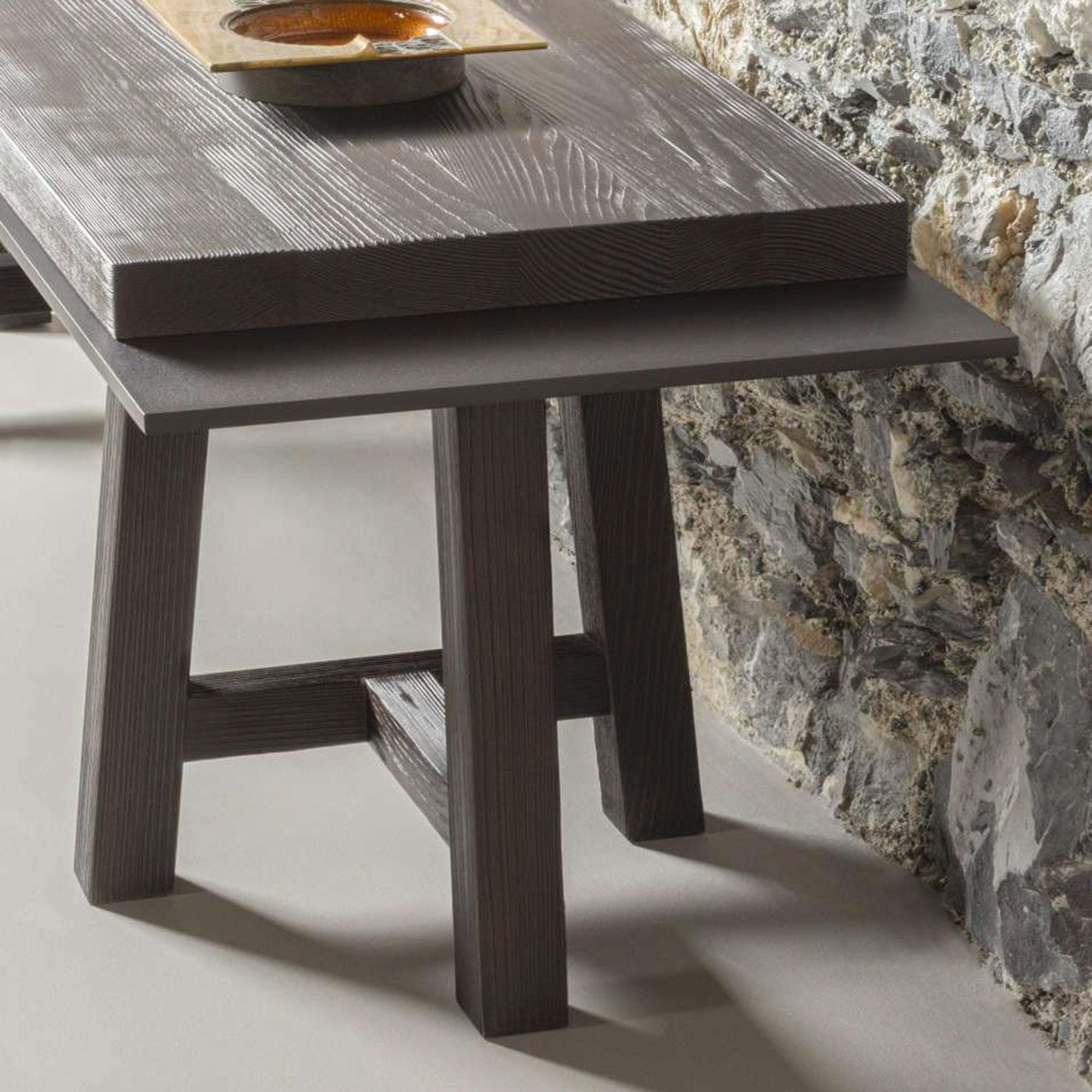 For nearly twenty years, the Giobagnara brand has combined traditional know-how and leading-edge technology to produce elegance of the highest standard. With luxurious creations available in a unique and virtually limitless color palette of leathers