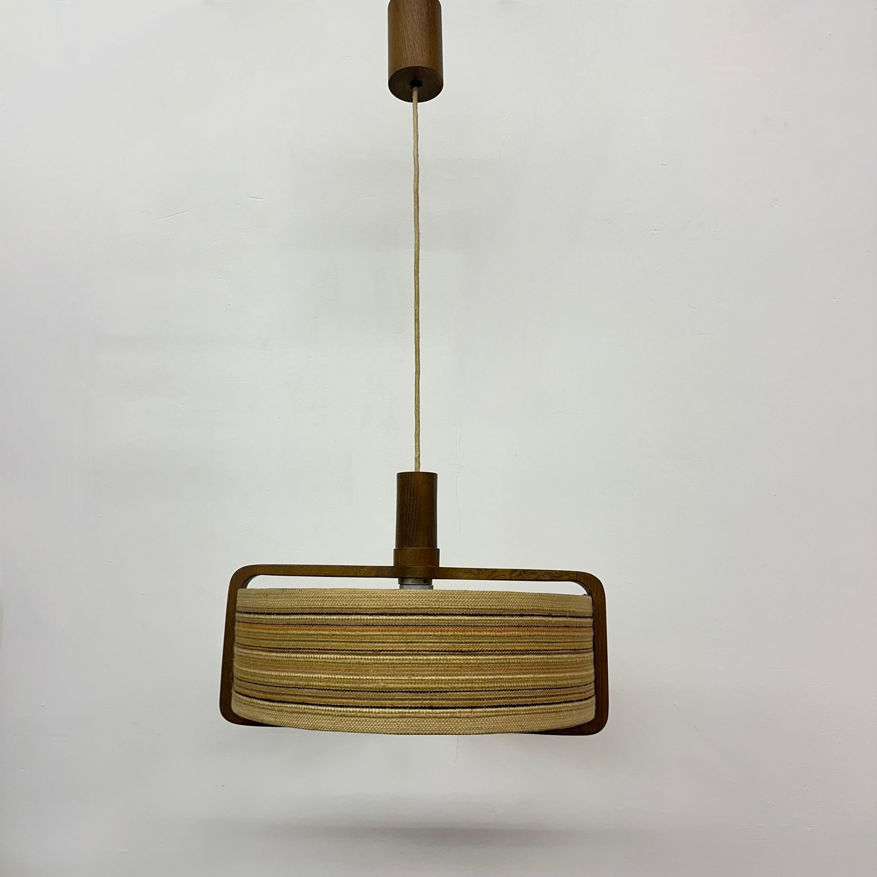 Lampada a sospensione Temde Leuchten in legno di teak , anni '70 in vendita 4