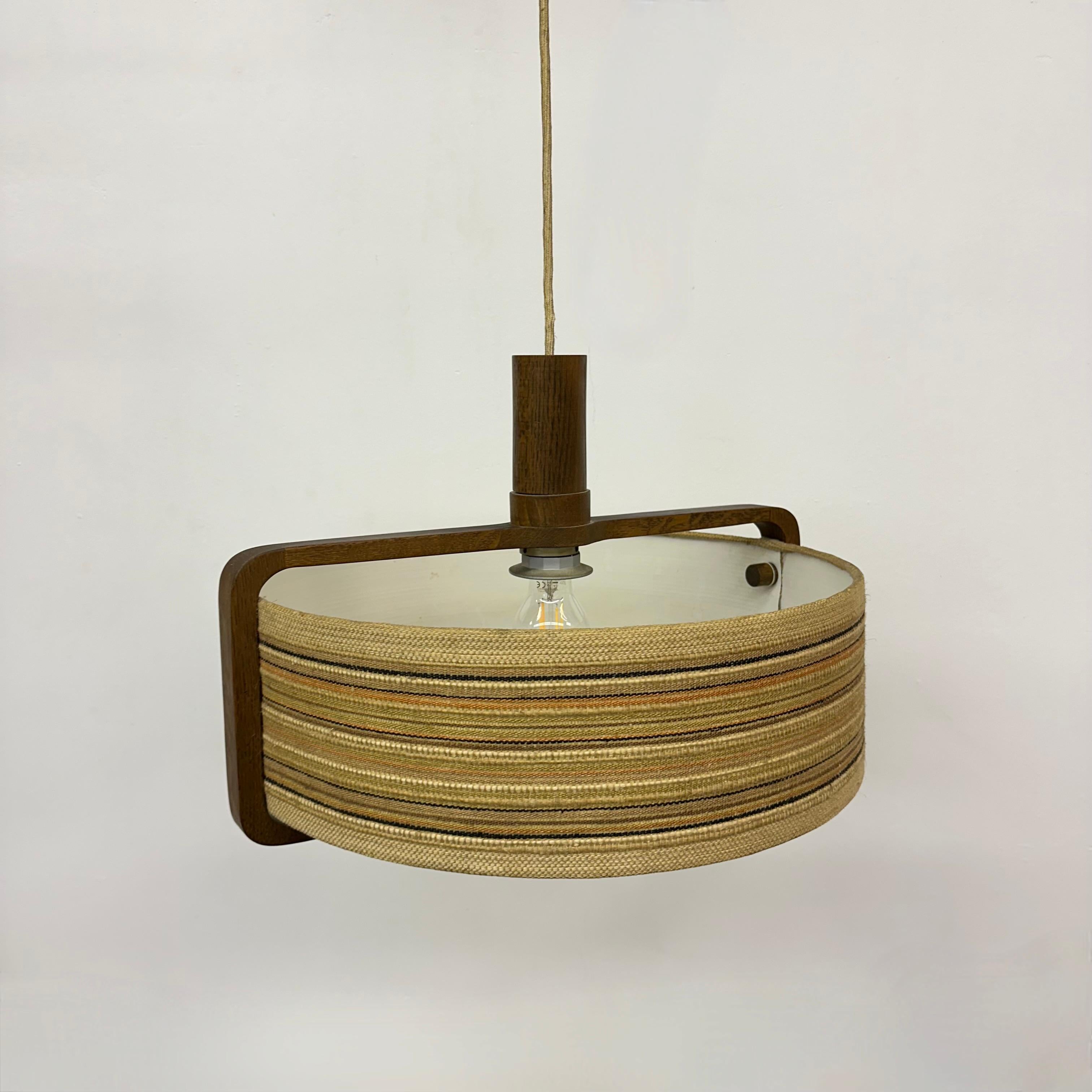 Lampada a sospensione Temde Leuchten in legno di teak , anni '70 in vendita 10