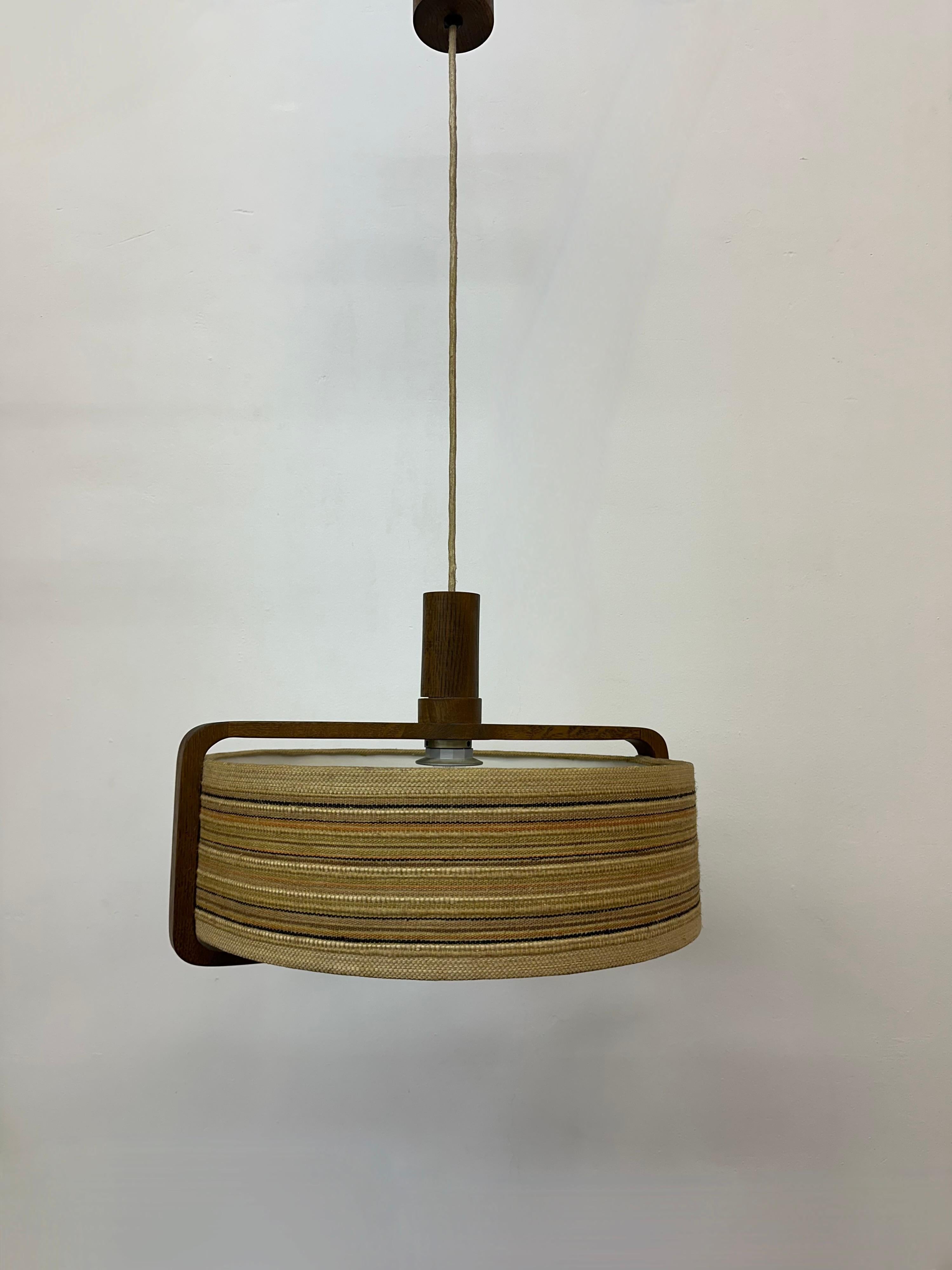 Tessuto Lampada a sospensione Temde Leuchten in legno di teak , anni '70 in vendita
