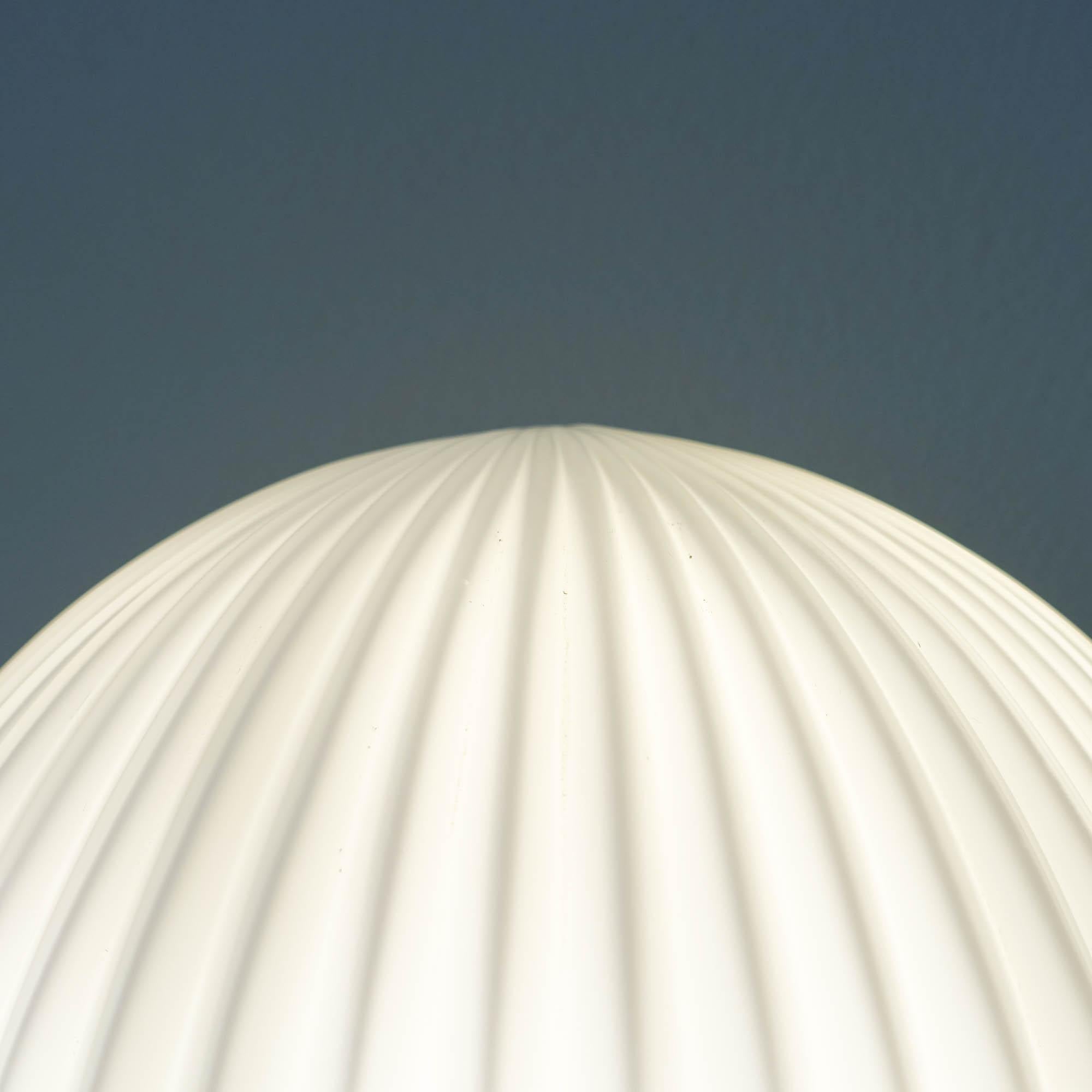 Temde Leuchten White Tulip Table Lamp, 1960's 6