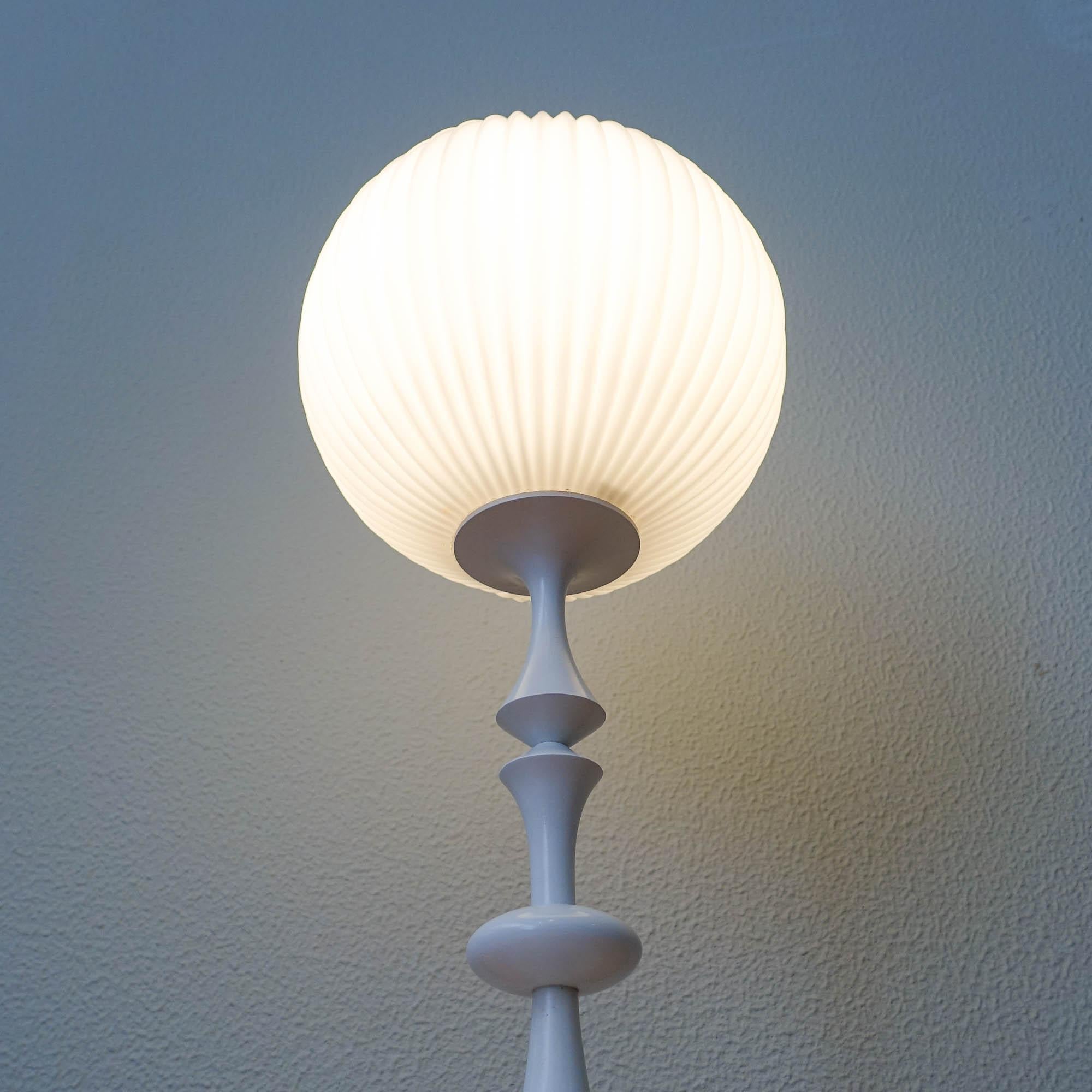 Temde Leuchten White Tulip Table Lamp, 1960's 1