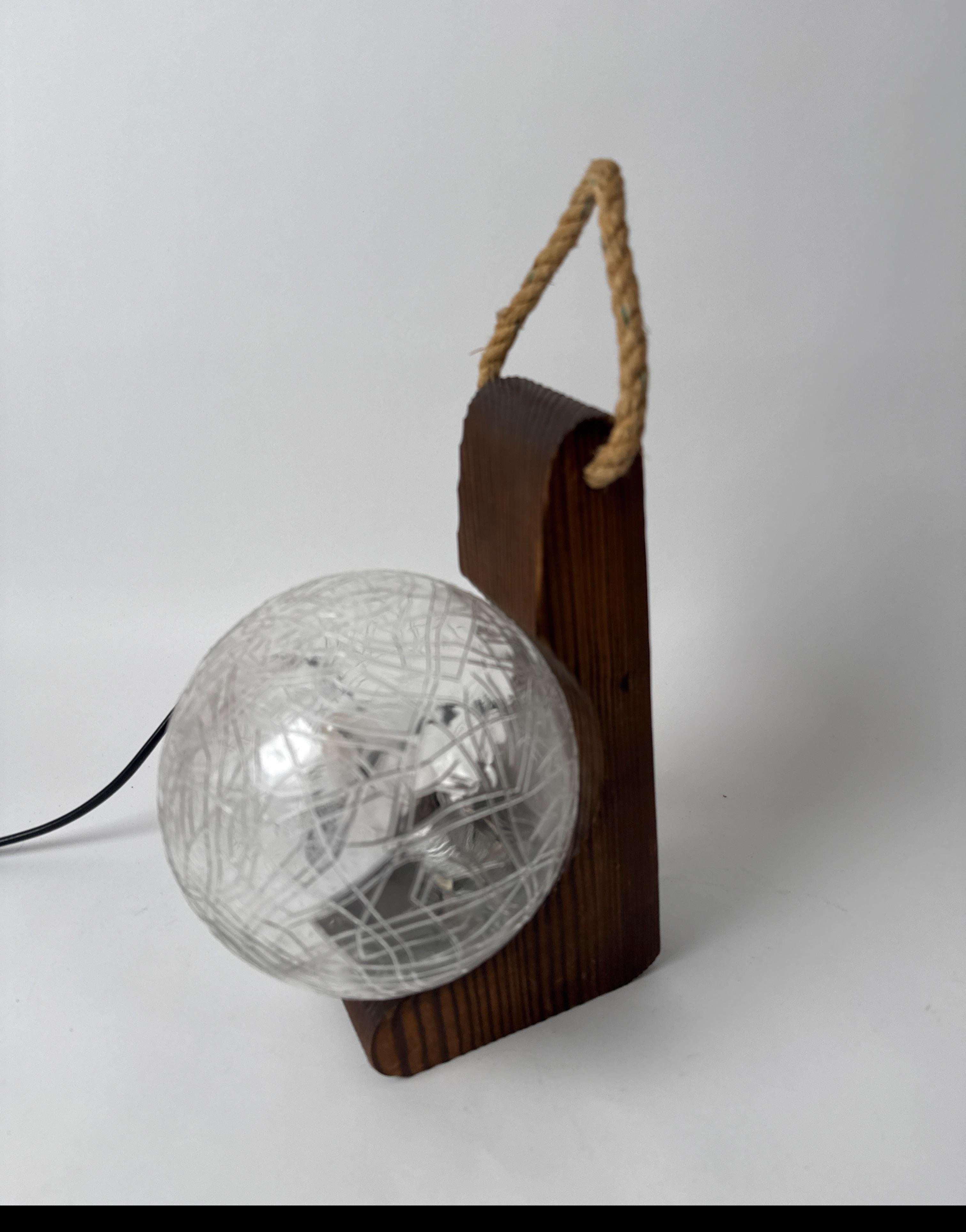 Mordenzato Parete scultorea Temde  Lampada, Svizzera. 1960s in vendita