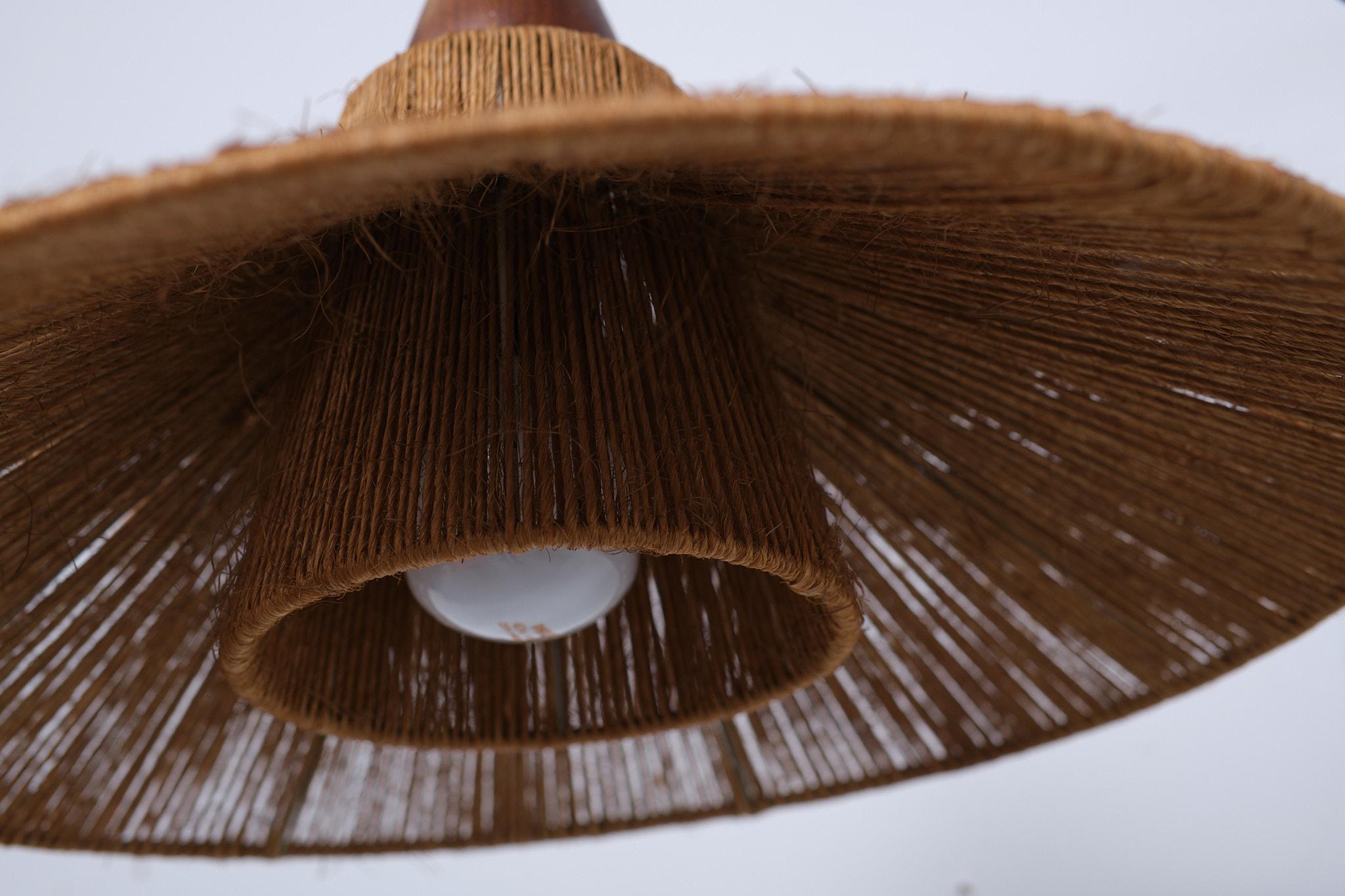 Temde Wall lamp Teak Sisal  1960s  Switzerland  In Good Condition For Sale In Den Haag, NL