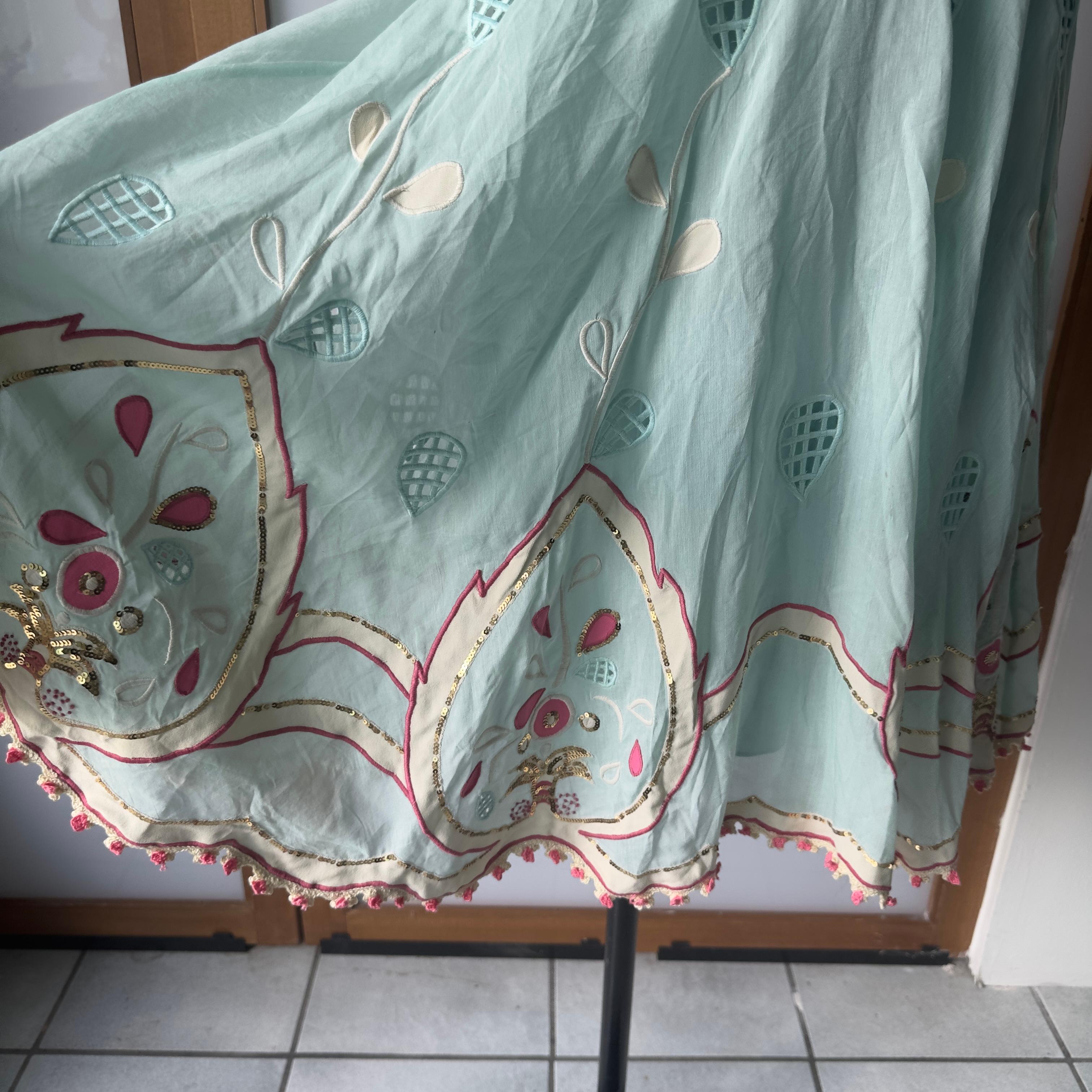 Temperley London Abito Halter in Seta Verde Menta Ricamato a Mano con Paillette in vendita 5