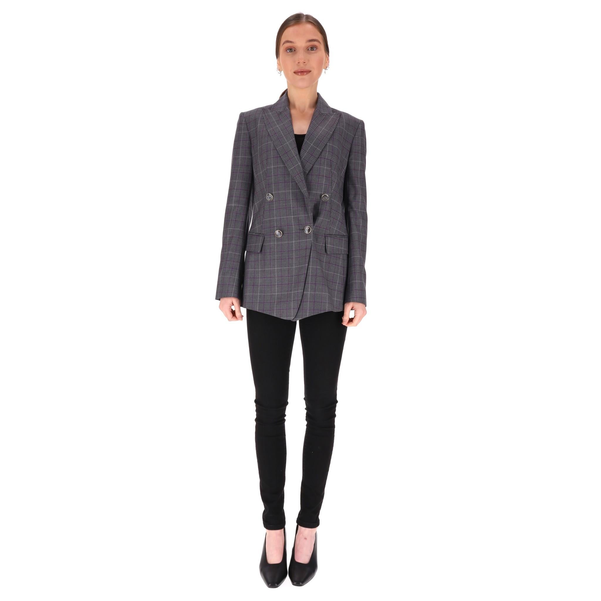 Temperley London Checked Wool Jacket/Blazer

Grey blazer fully crafted from wool in purple accented checked pattern.

Notched lapels, flap side pockets and double breasted design with logo-embossed buttons.

Rrp Approx. £1,300

Size – 8UK

Condition