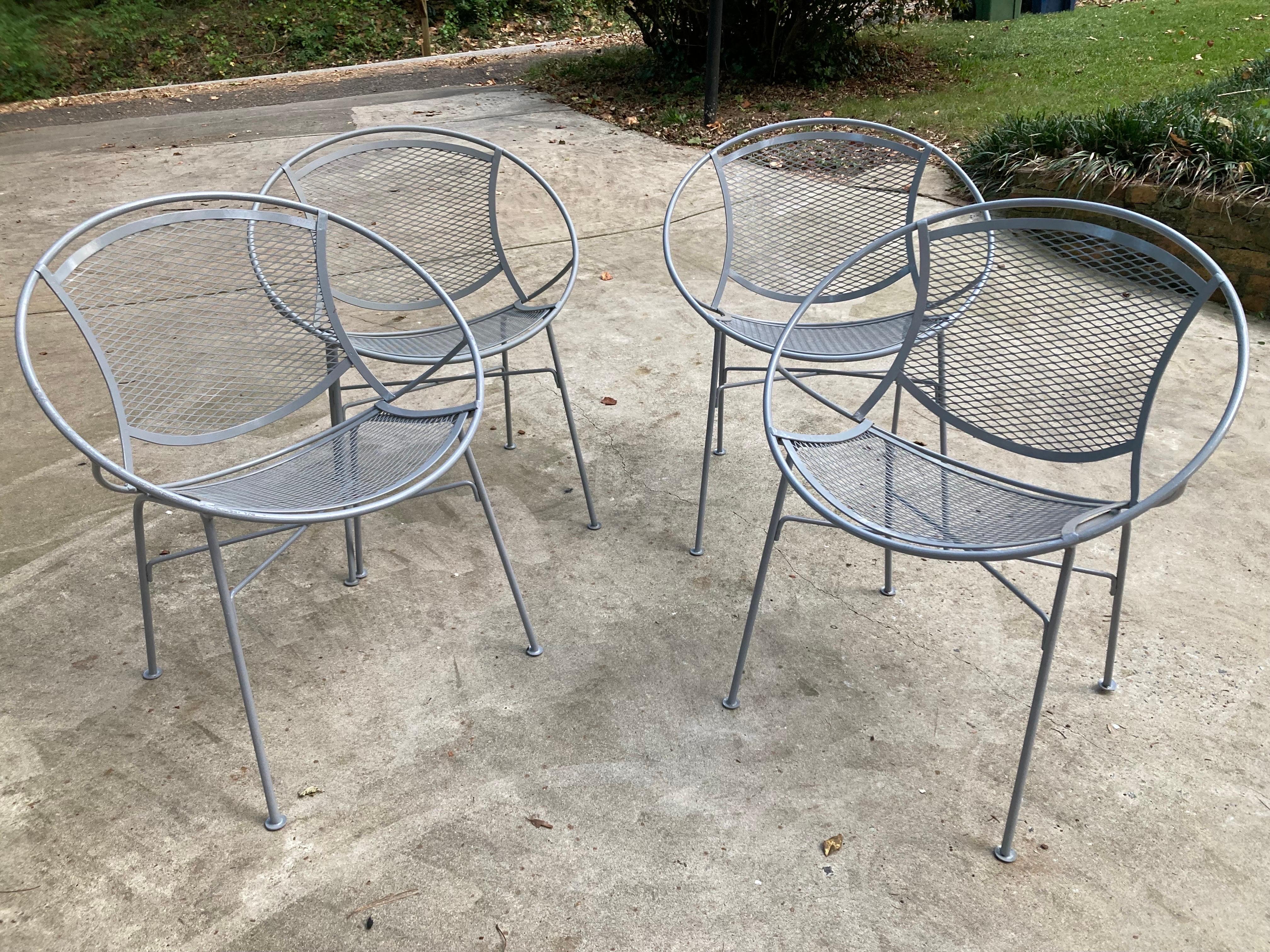 offering a set of 4 radar chairs, professionally sandblasted, primed in grey. these can be painted to specification or sold as is… iconic mid century patio chairs no makers mark
circa 1950 shipping from athens ga