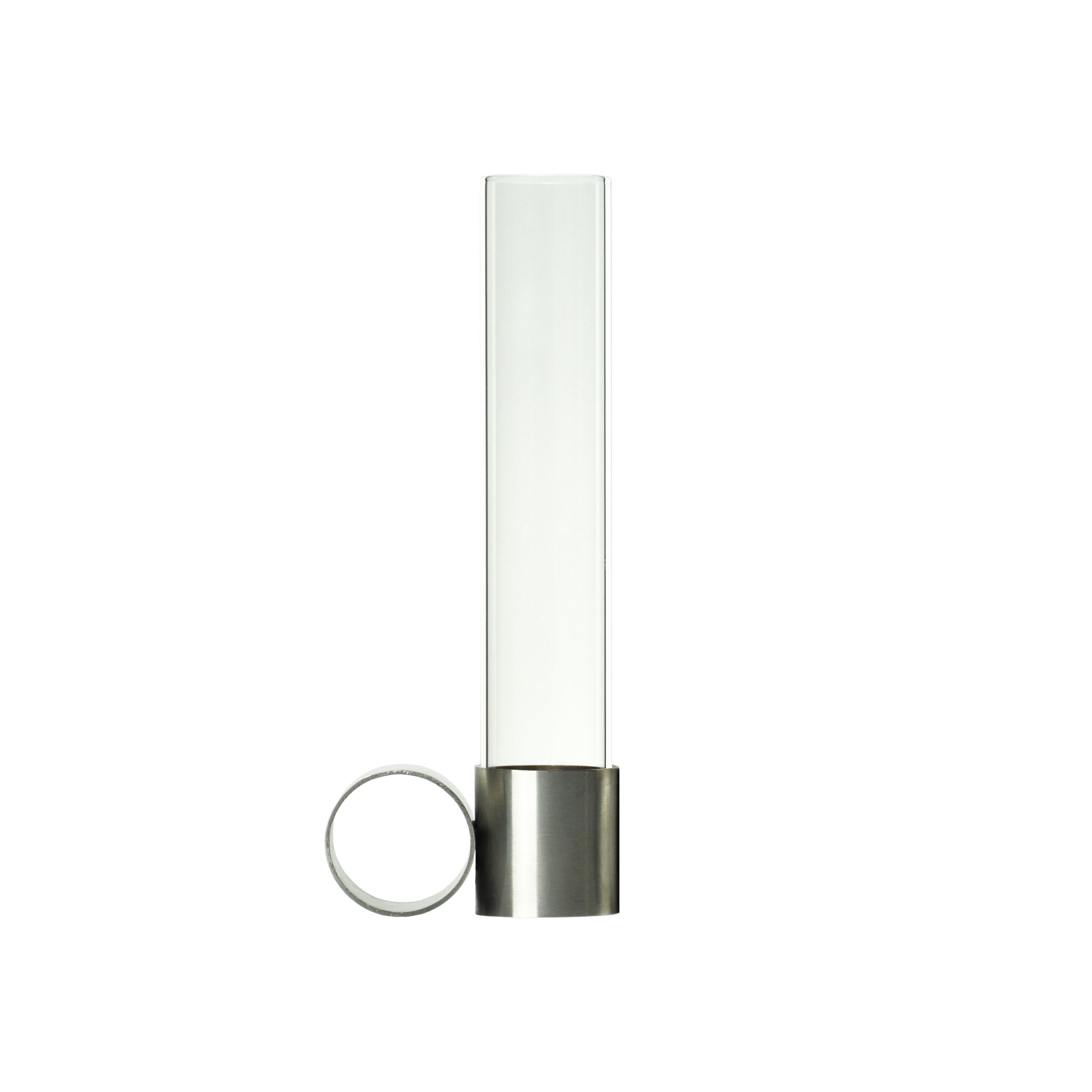 Tempio del Tempo 1 Candleholder by Coki Barbieri
Dimensions: W 4 x D 8 x H 20 cm.
Materials: stainless steel (made in Italy), borosilicate glass (made in Italy), soy wax or olive oil wax candle and TPE rubber.

FEATURES
3 divided