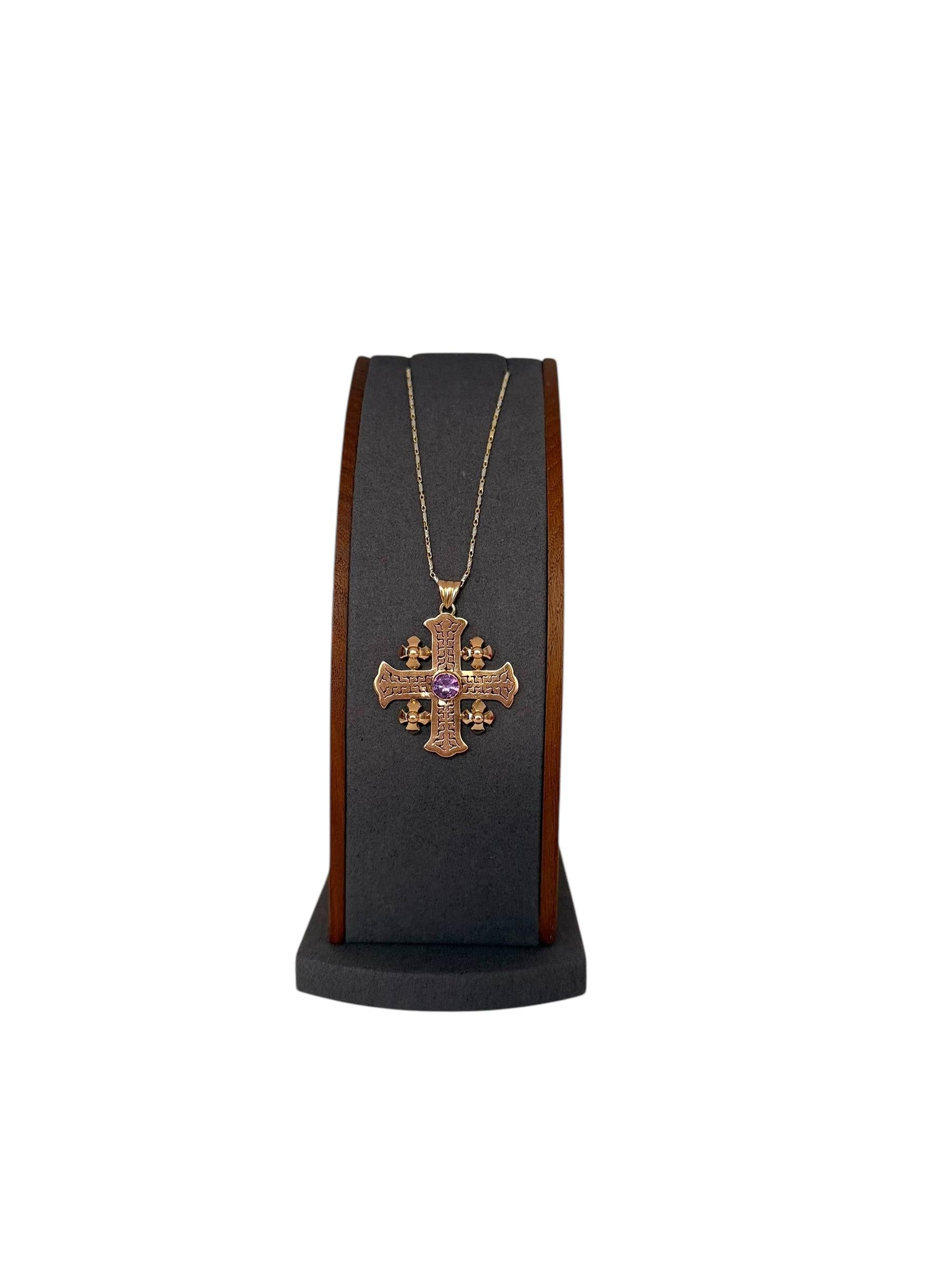 Brilliant Cut Templar Cross 14 karat Rose Gold with Amethyst