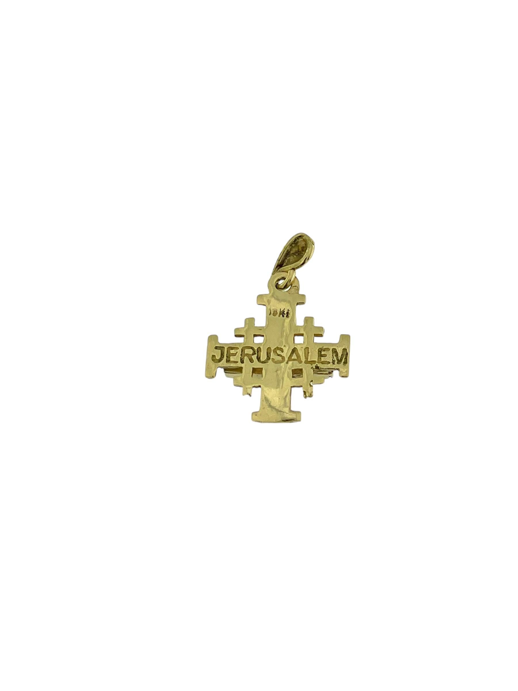 Artisan Croix Templar en or jaune 18 carats avec malachite en vente