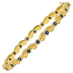 Temple St. Clair 1.75 CTW Sapphire 18 Karat Yellow Gold Leaf Bangle Bracelet