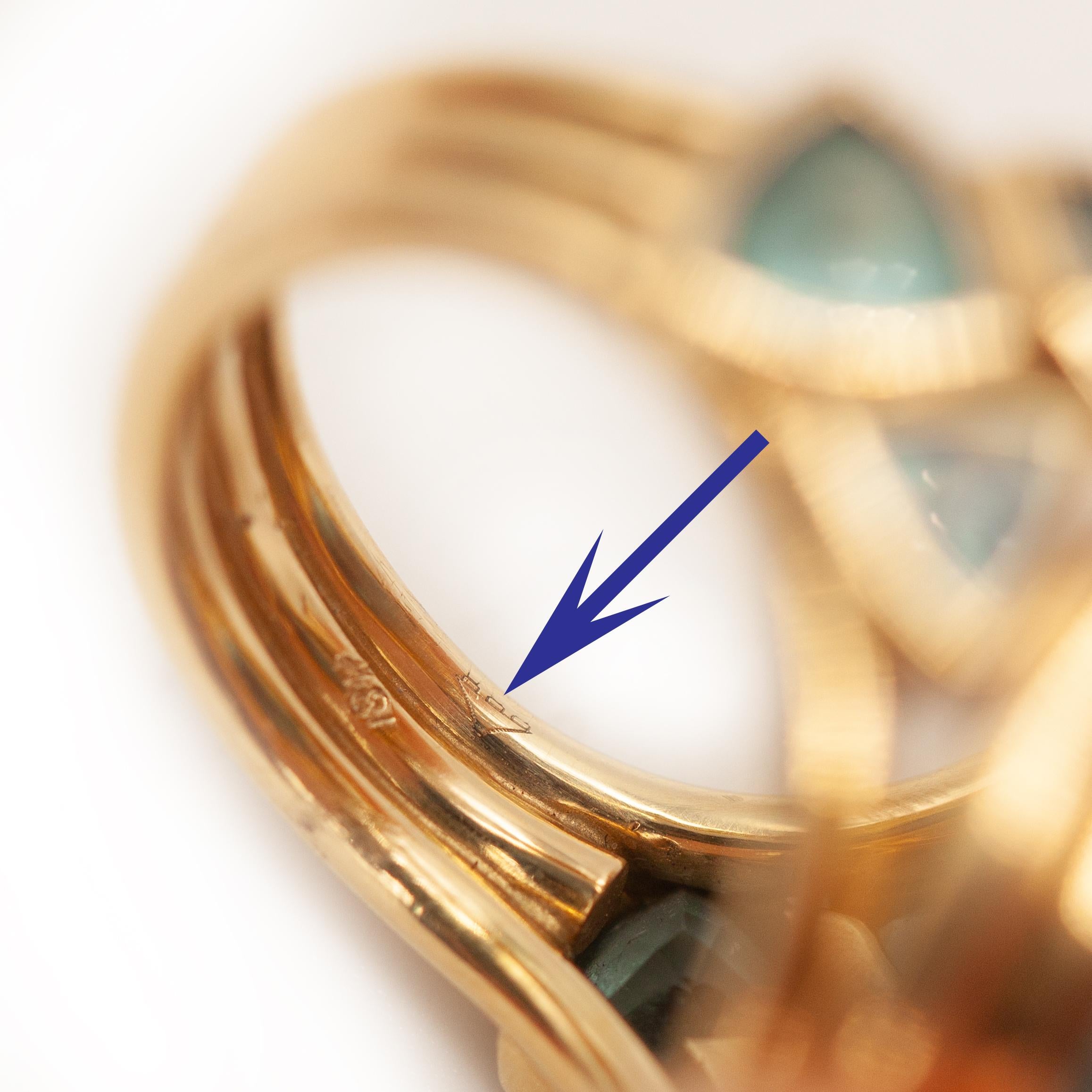 Anello con cabochon di acquamarina in oro giallo 18K Temple St. Clair in vendita 6