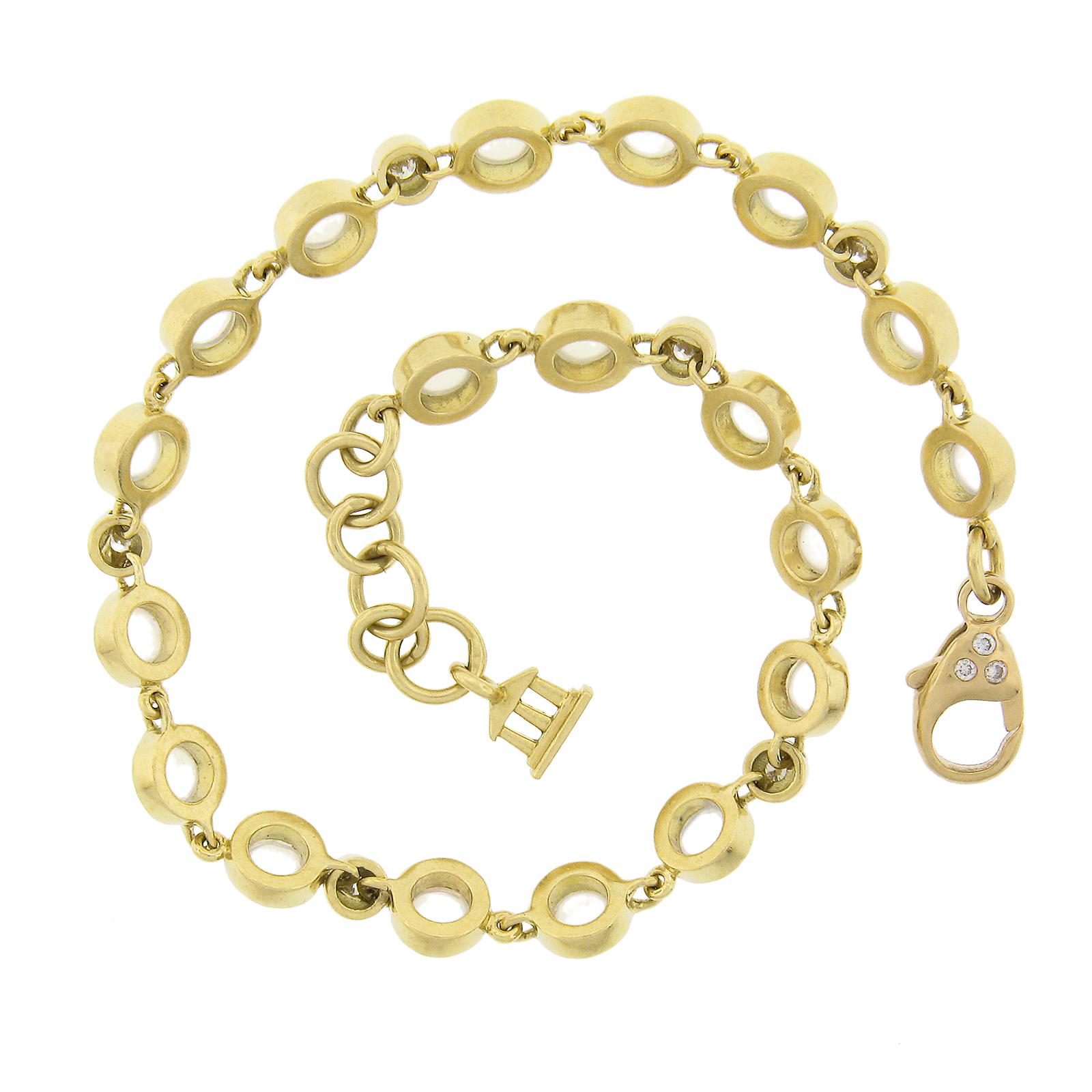 Women's or Men's Temple St. Clair 18K Yellow Gold Bezel Blue Moonstone & Diamond Chain Bracelet