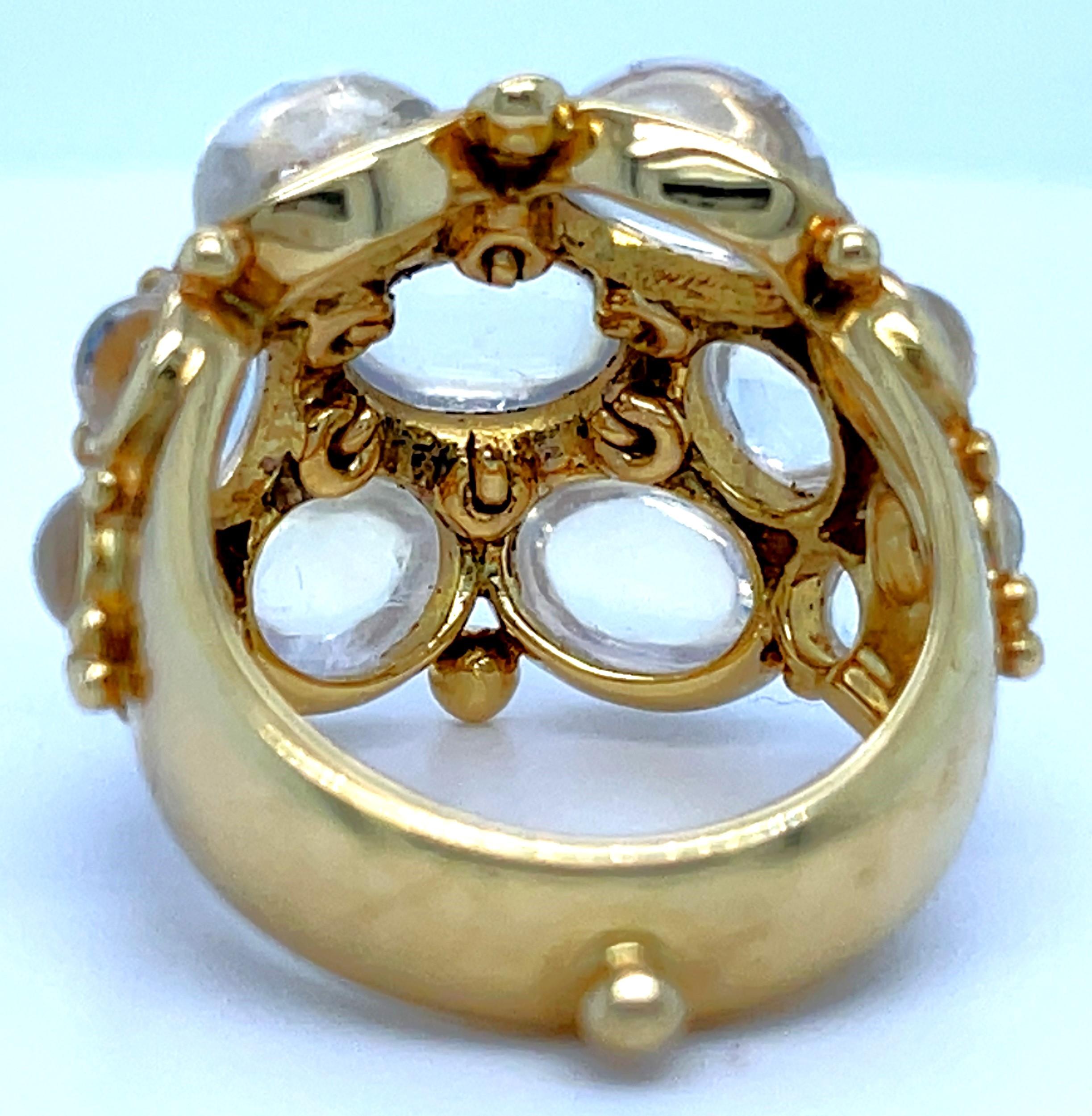 Temple St. Clair 18k Yellow Gold Moonstone Diamond Bombe Ring Size 6.75 (Cabochon) im Angebot