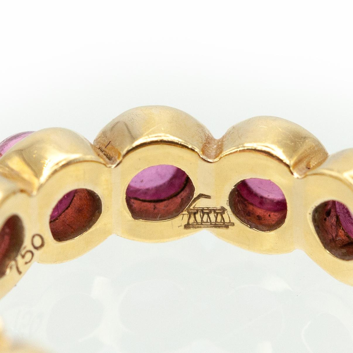 Temple St. Clair Bracelet éternel en or jaune 18 carats avec cabochon de tourmaline rose en vente 3