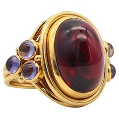 Vintage Temple St Clair Cocktail Ring In 18Kt Yellow Gold With 24.95 Cts Garnet & Iolite