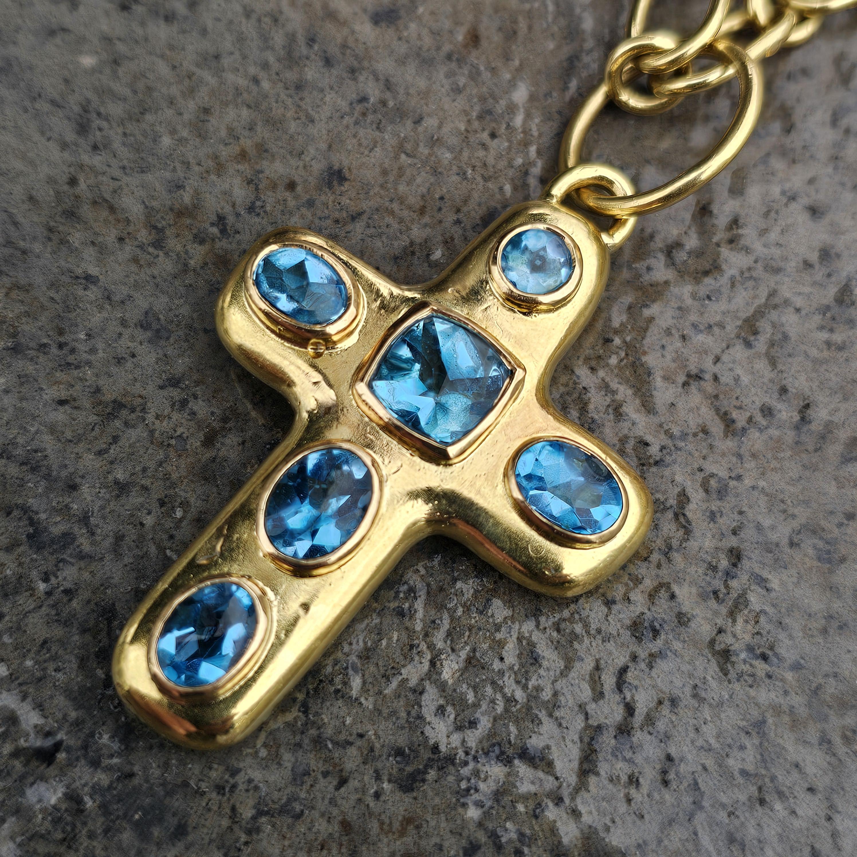 Temple St. Clair Cross Pendant Blue Topaz Toggle Chain Necklace 18k Gold 17.5