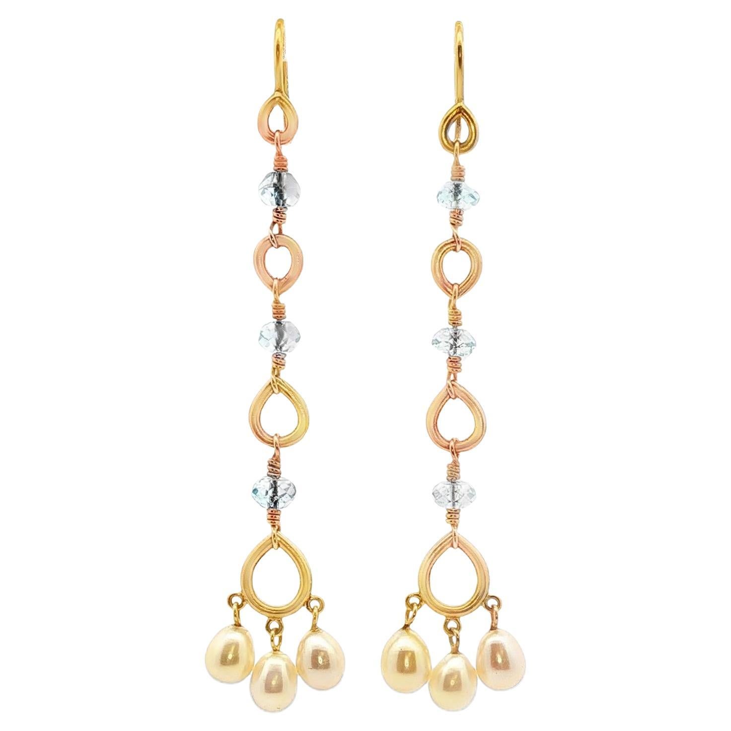 Orecchini a goccia Temple St. Clair con perle coltivate e gemme blu a forma di brioletta