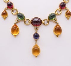 Collana Temple St. Clair in oro 18Kt con diamanti e gemme da 122,64 Ctw