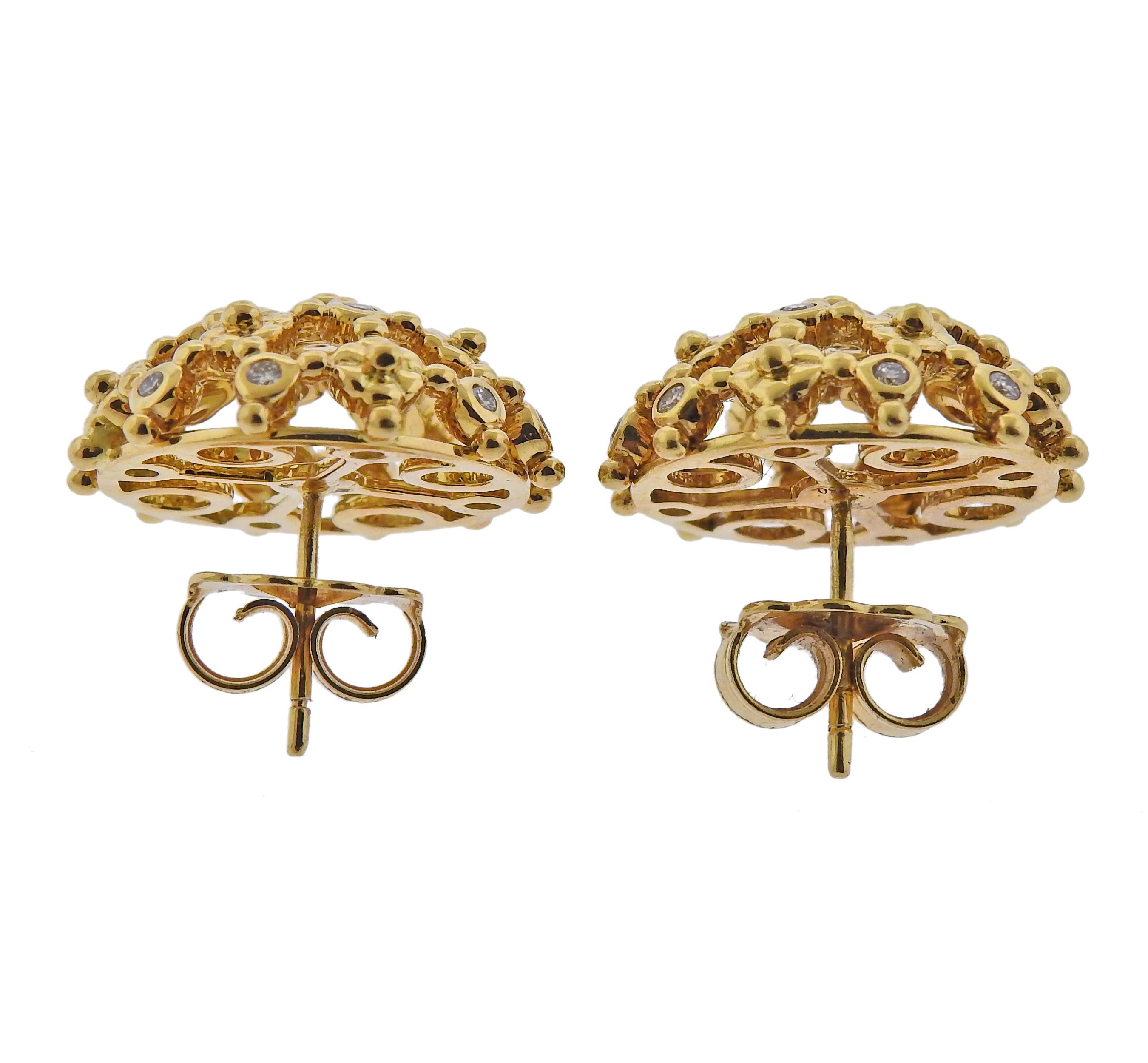 Round Cut Temple St. Clair Diamond Gold Fiori Cluster Earrings