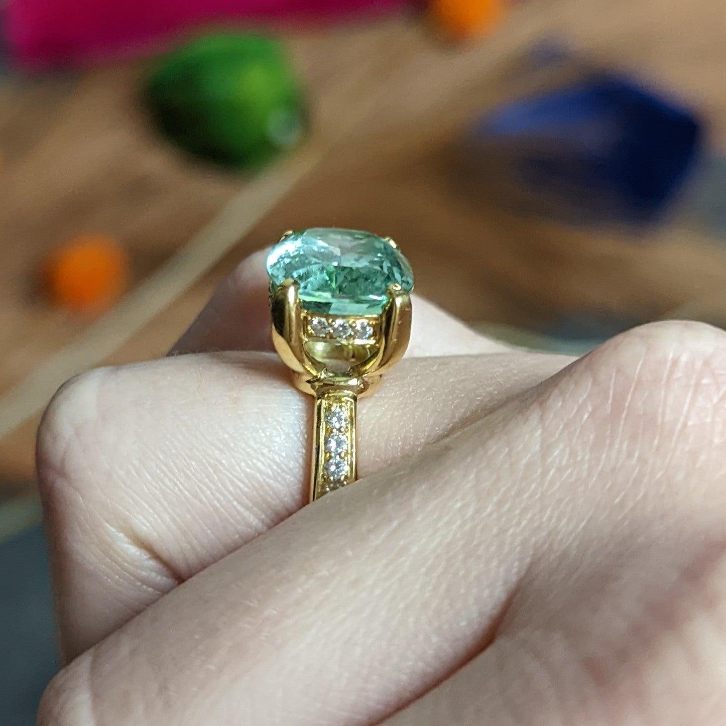 Temple St. Clair Green Beryl Diamond 18 Karat Gold Gemstone Ring For Sale 6