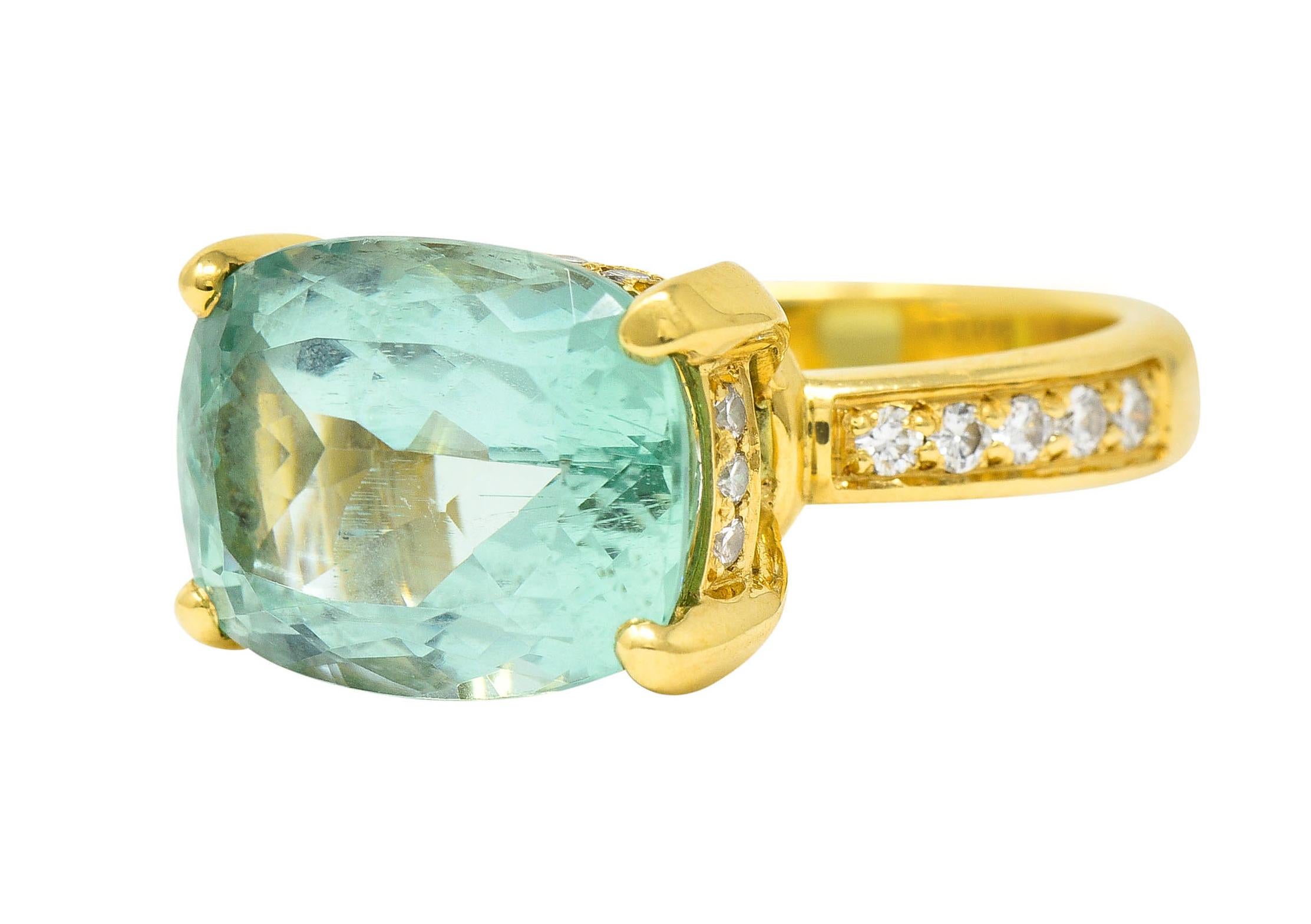 Contemporary Temple St. Clair Green Beryl Diamond 18 Karat Gold Gemstone Ring For Sale
