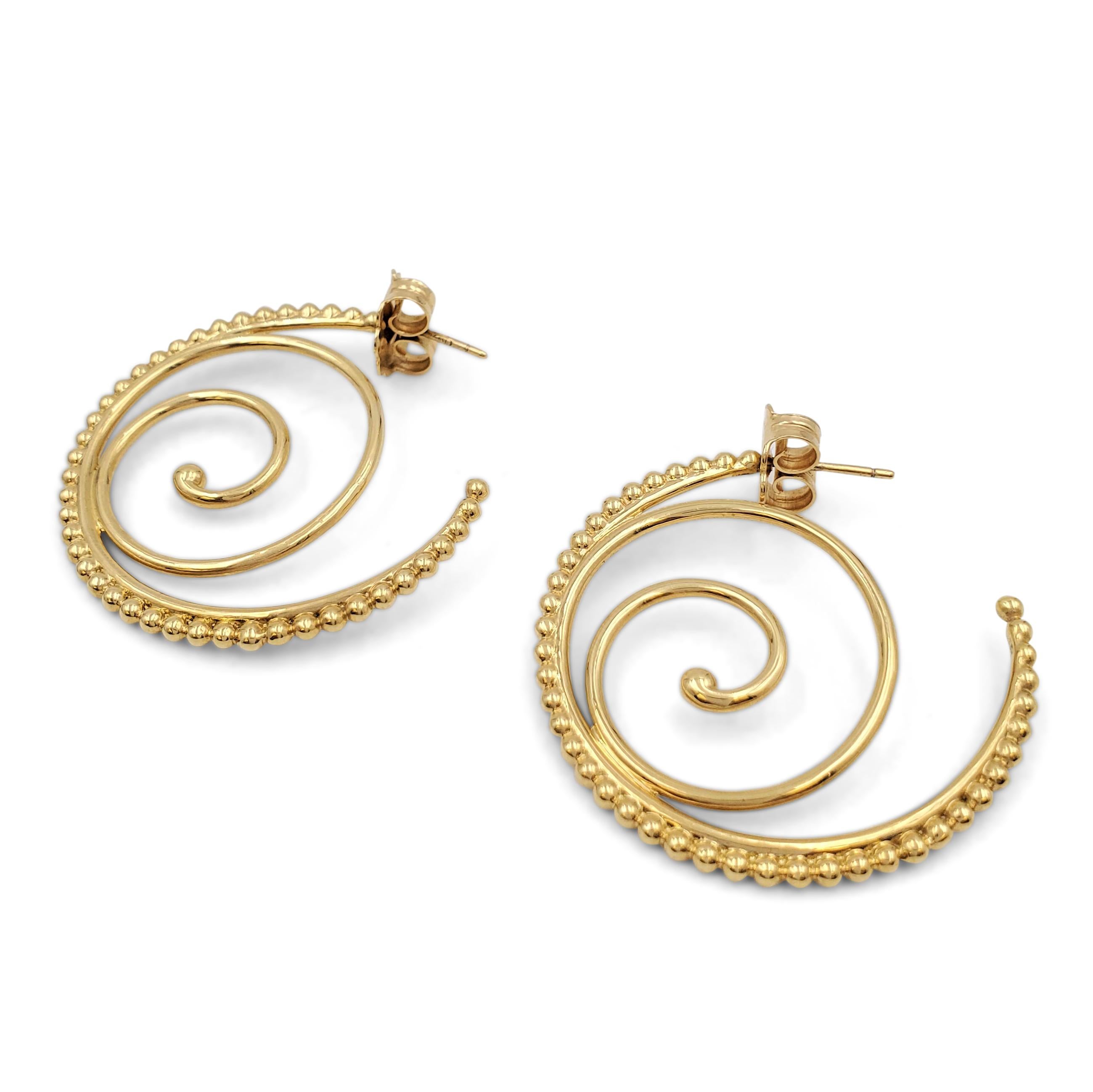 Temple St. Clair 'Midnight Oasis Arabesque' Yellow Gold Hoop Earrings In Excellent Condition In New York, NY