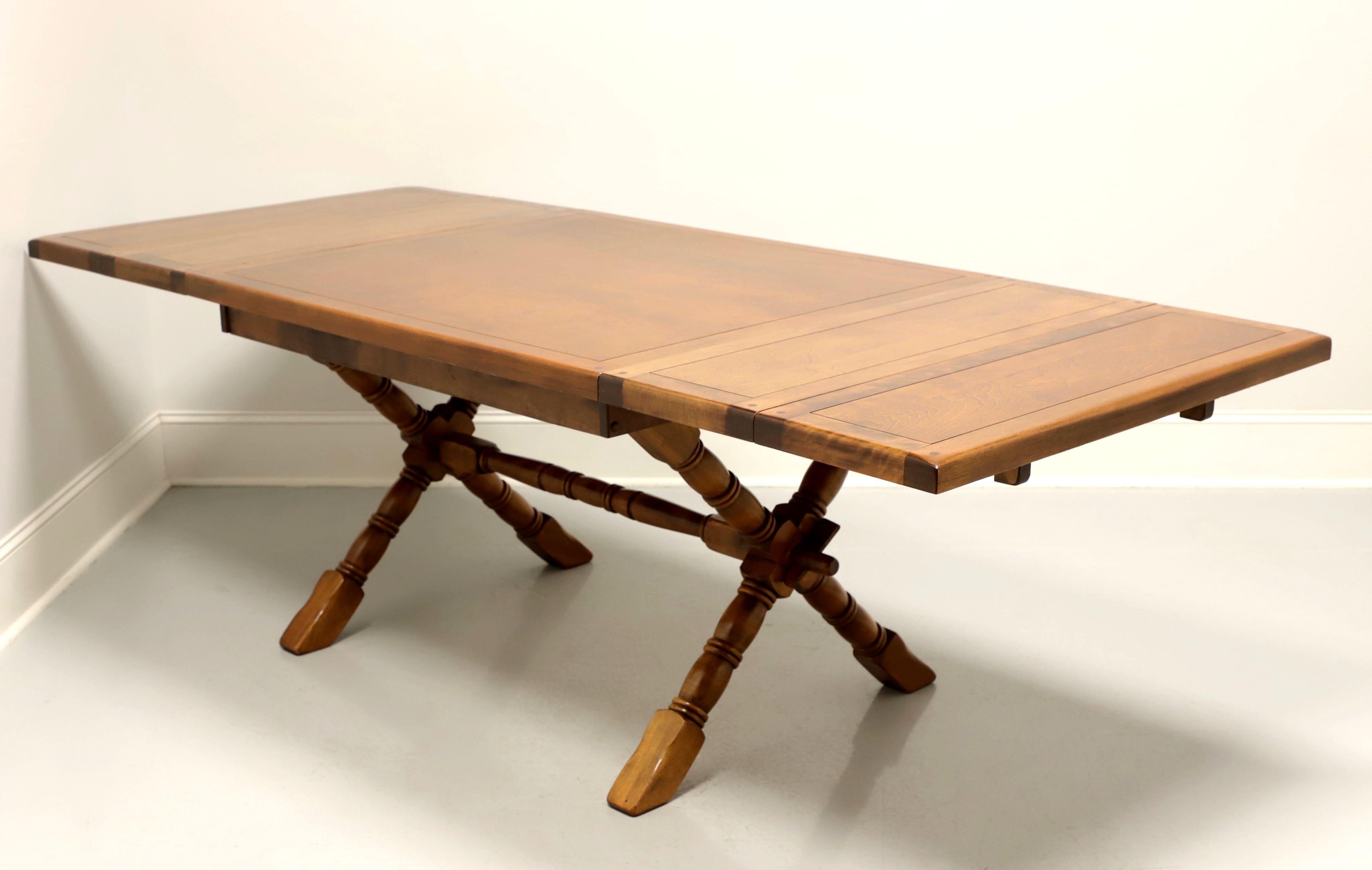 TEMPLE STUART Rockingham Maple Farmhouse Dining Table In Good Condition In Charlotte, NC